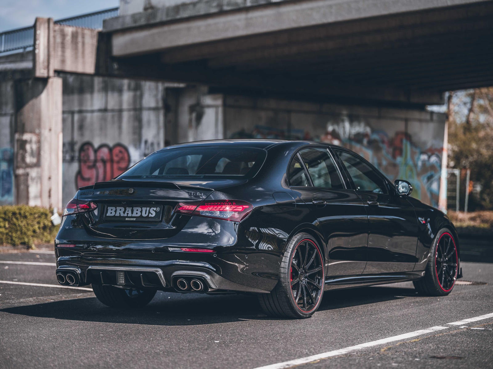 do Mercedes-AMG E 63 anh 4