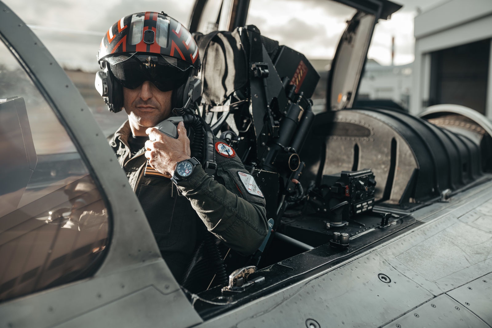 Bugatti Chiron Sport dua voi chien dau co anh 15