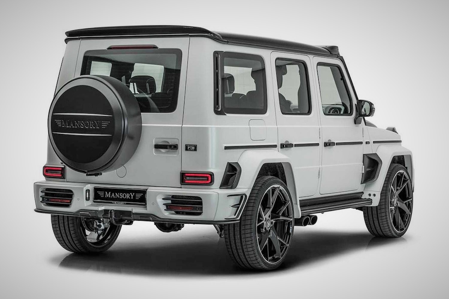 Mercedes-AMG G 63 manh 800 ma luc anh 2
