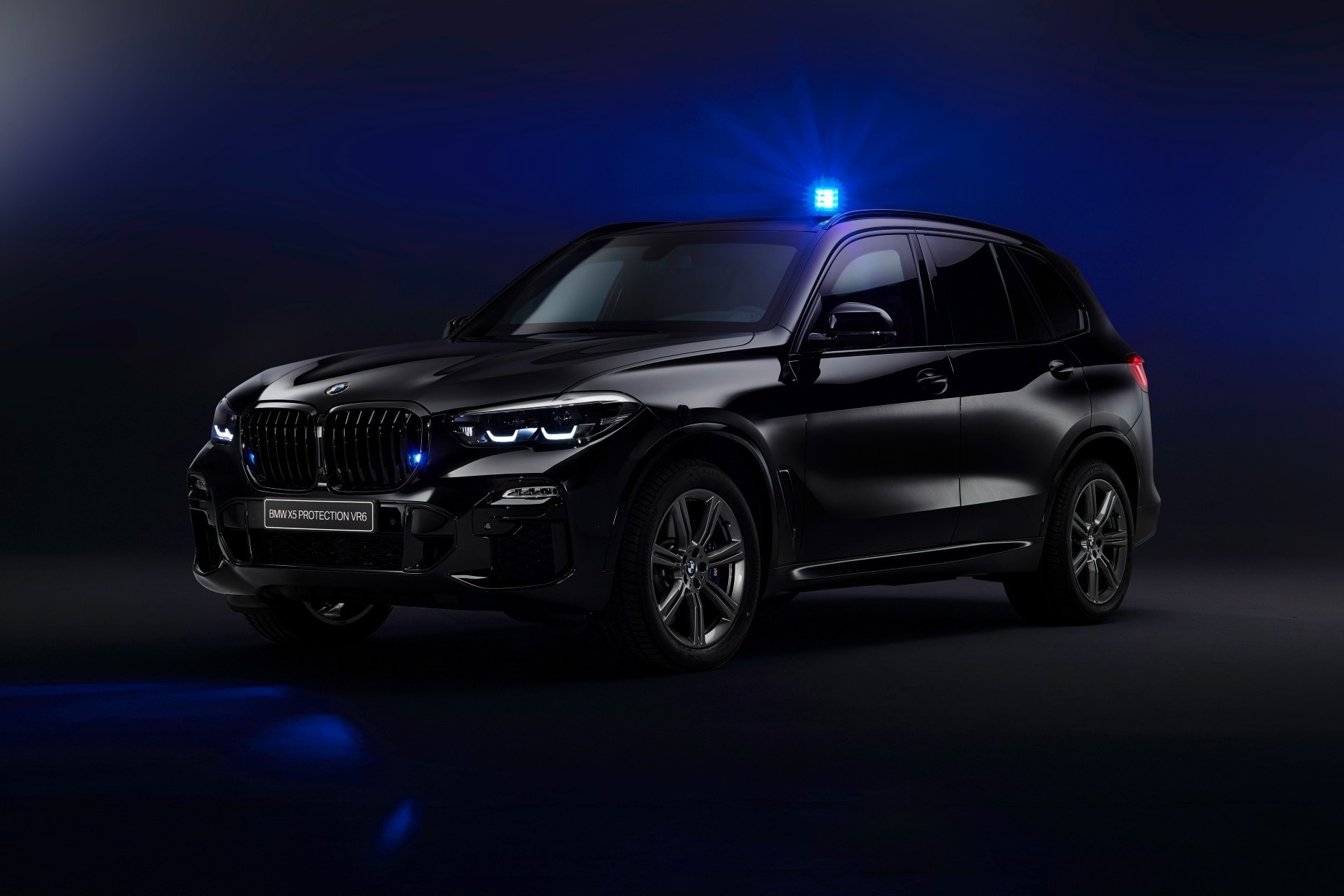 Canh sat Australia su dung BMW X5 boc thep hinh anh