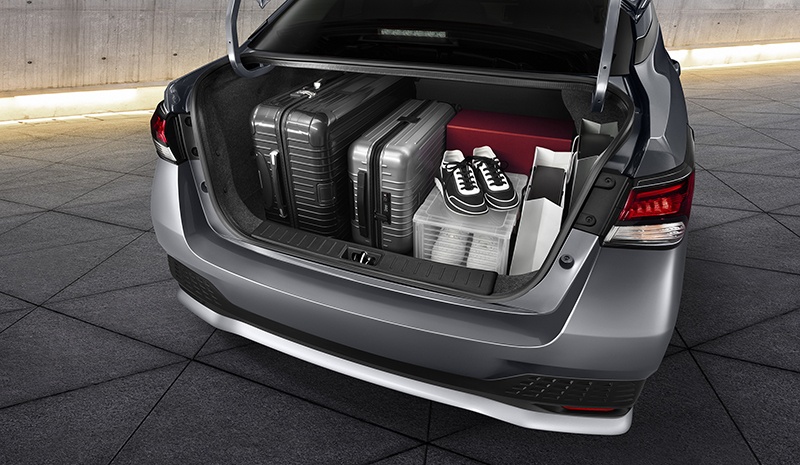 Nissan Almera chuan bi ve Viet Nam anh 5