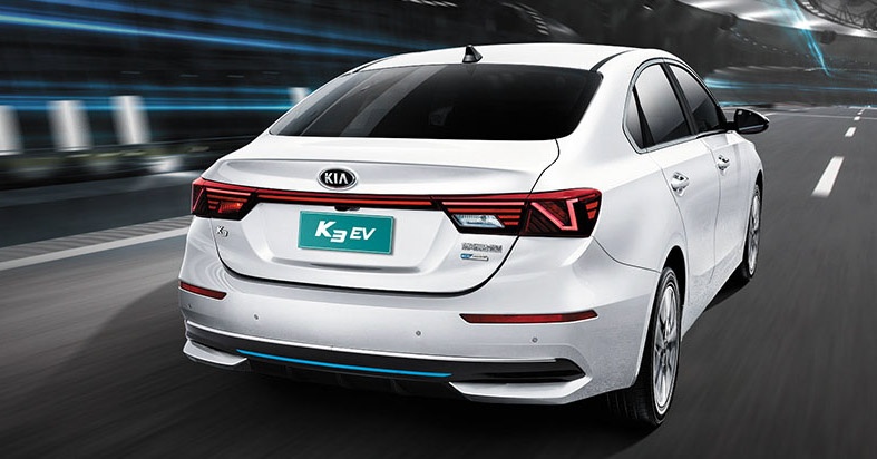 Kia Cerato chay dien anh 2
