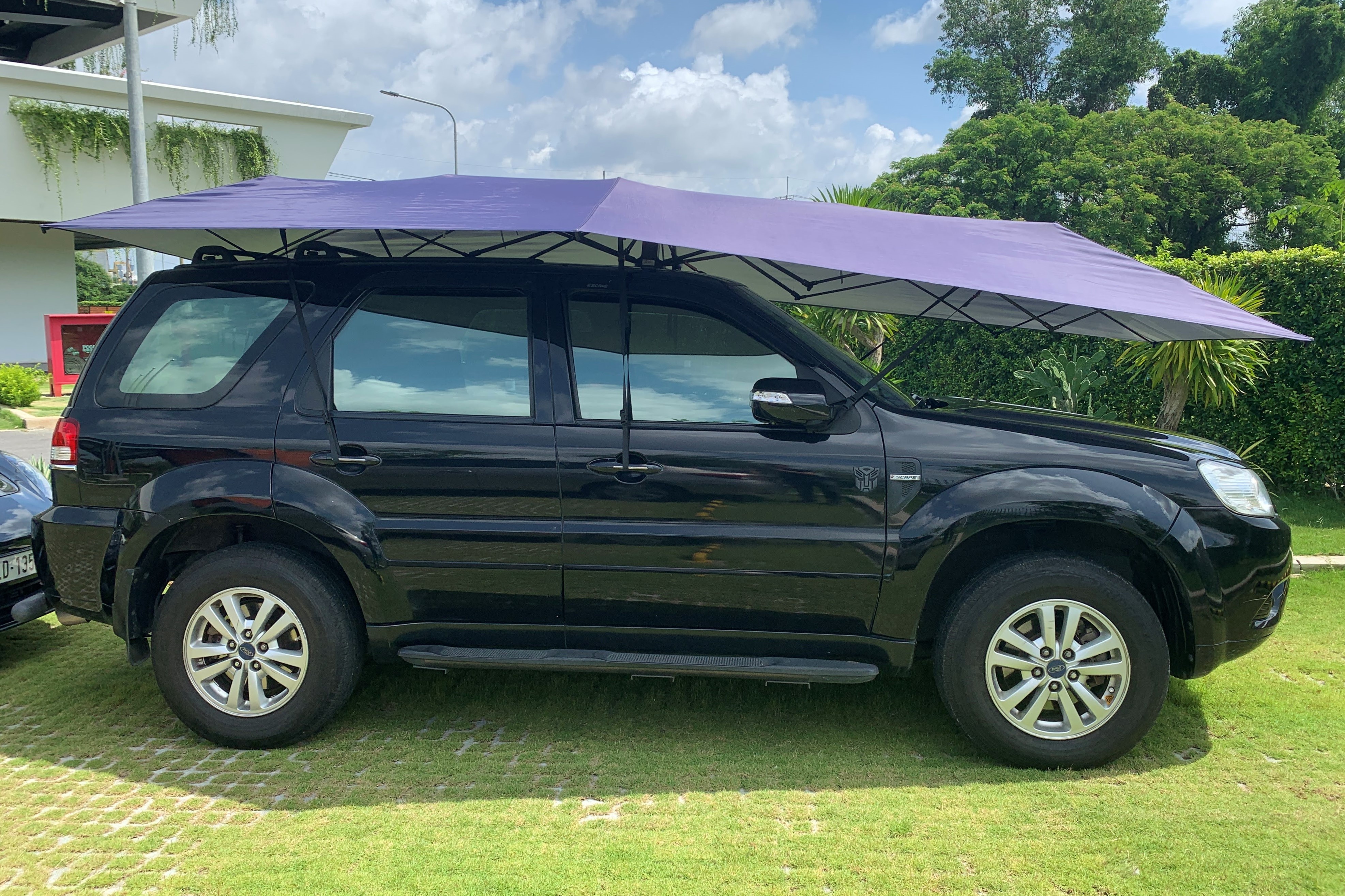 Cac trang bi giup 'giai nhiet' cho oto trong mua nong hinh anh