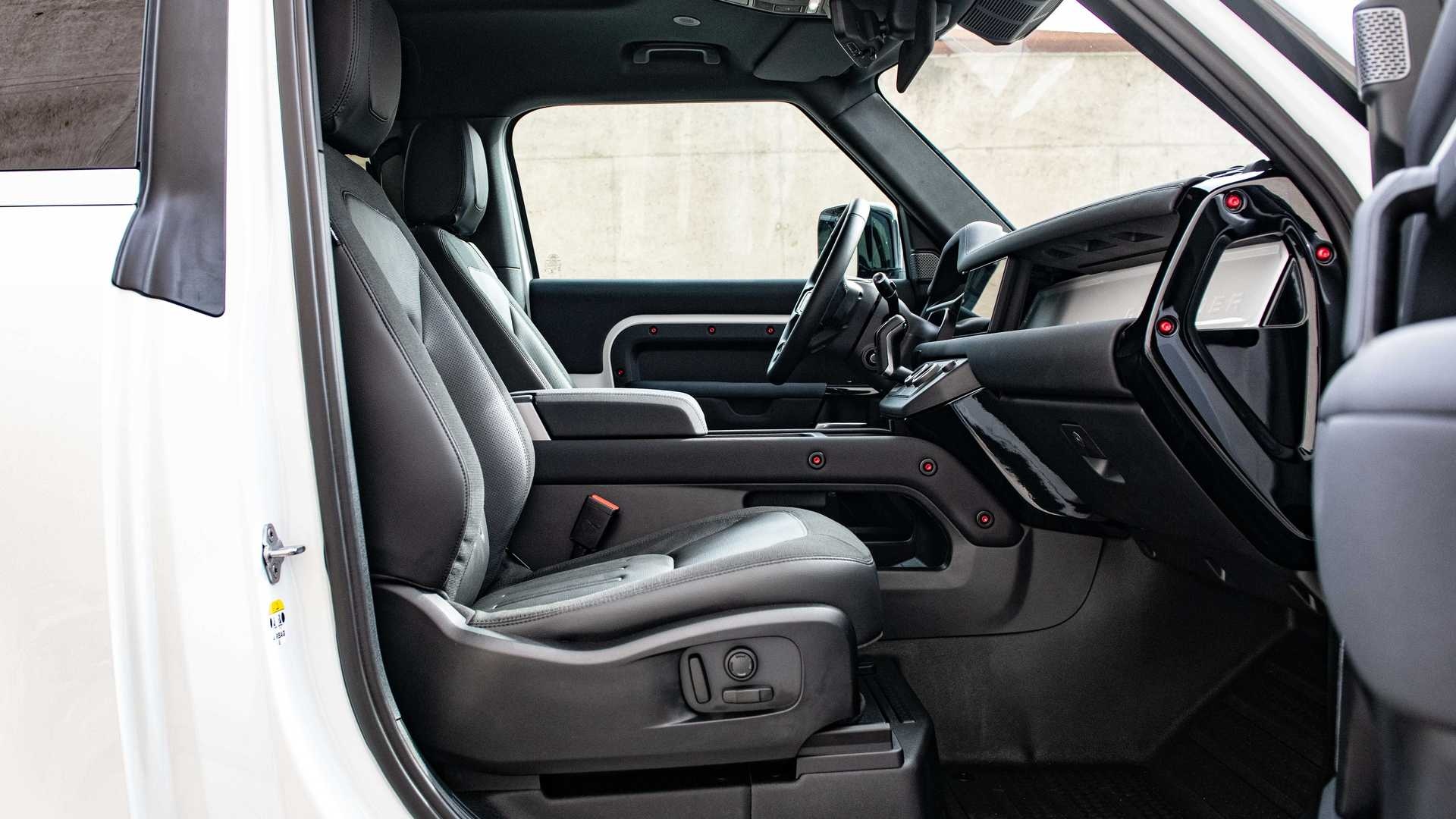 do Land Rover Defender anh 12