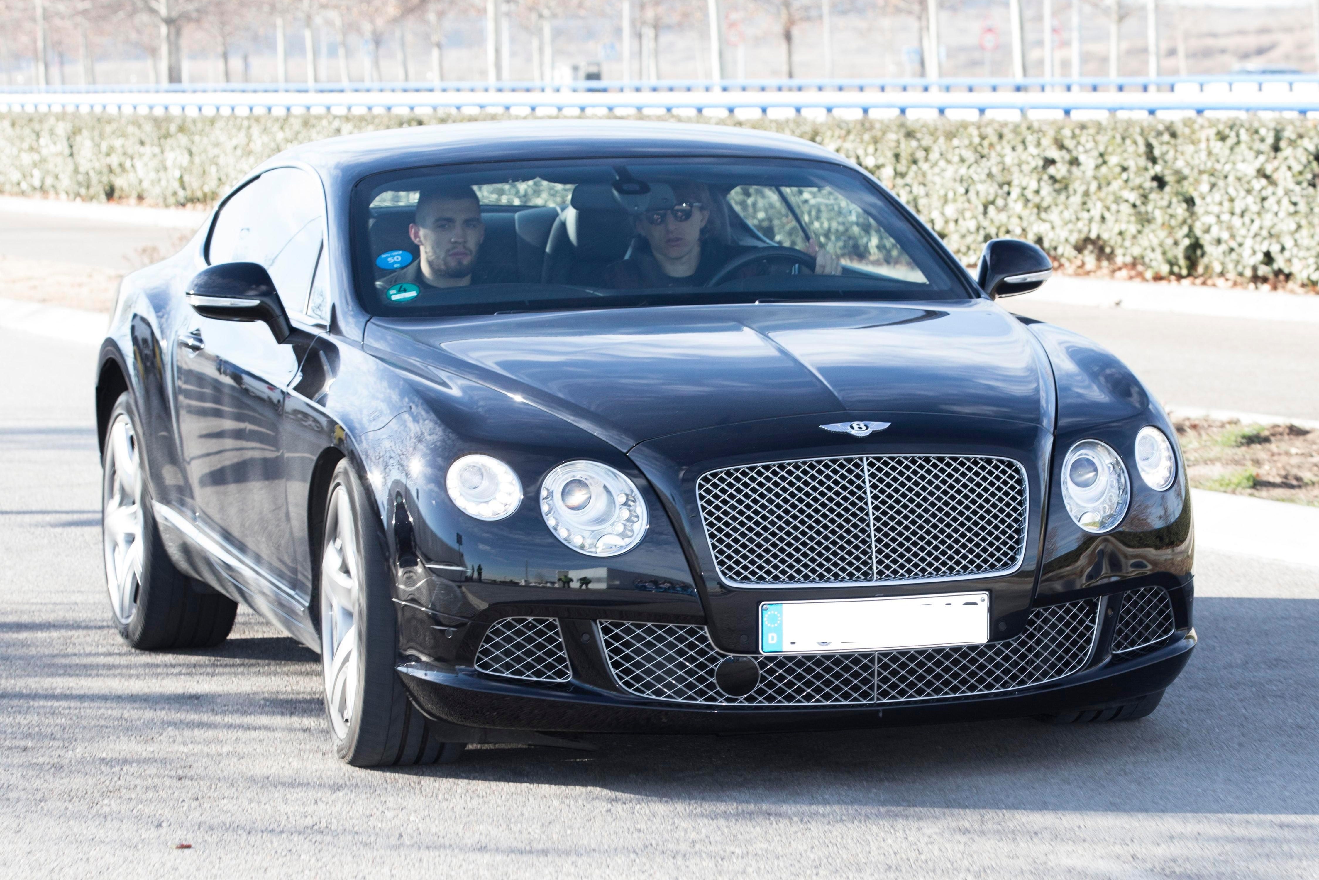 ngoi sao tuyen Anh ap dao ve do choi xe anh 2