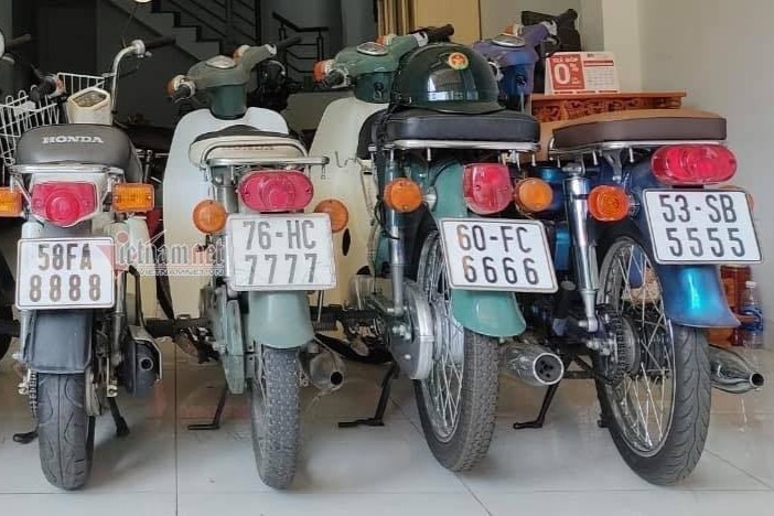 Dan xe Honda Cub cu bien so dep tai TP.HCM hinh anh