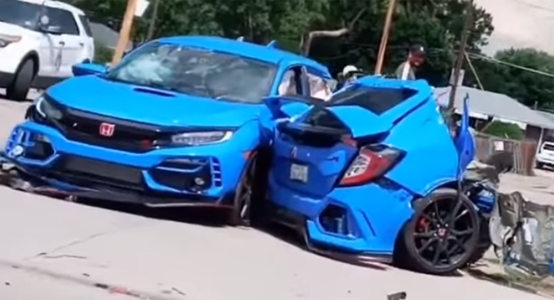 Honda Civic dut doi sau tai nan hinh anh