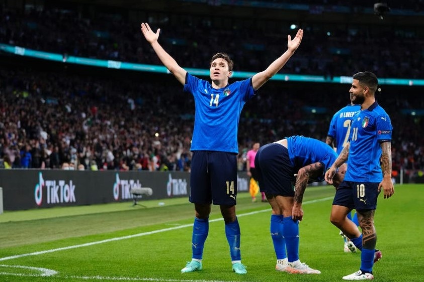 Chiesa khong so huu sieu xe nhu cac dong doi o tuyen Italy hinh anh