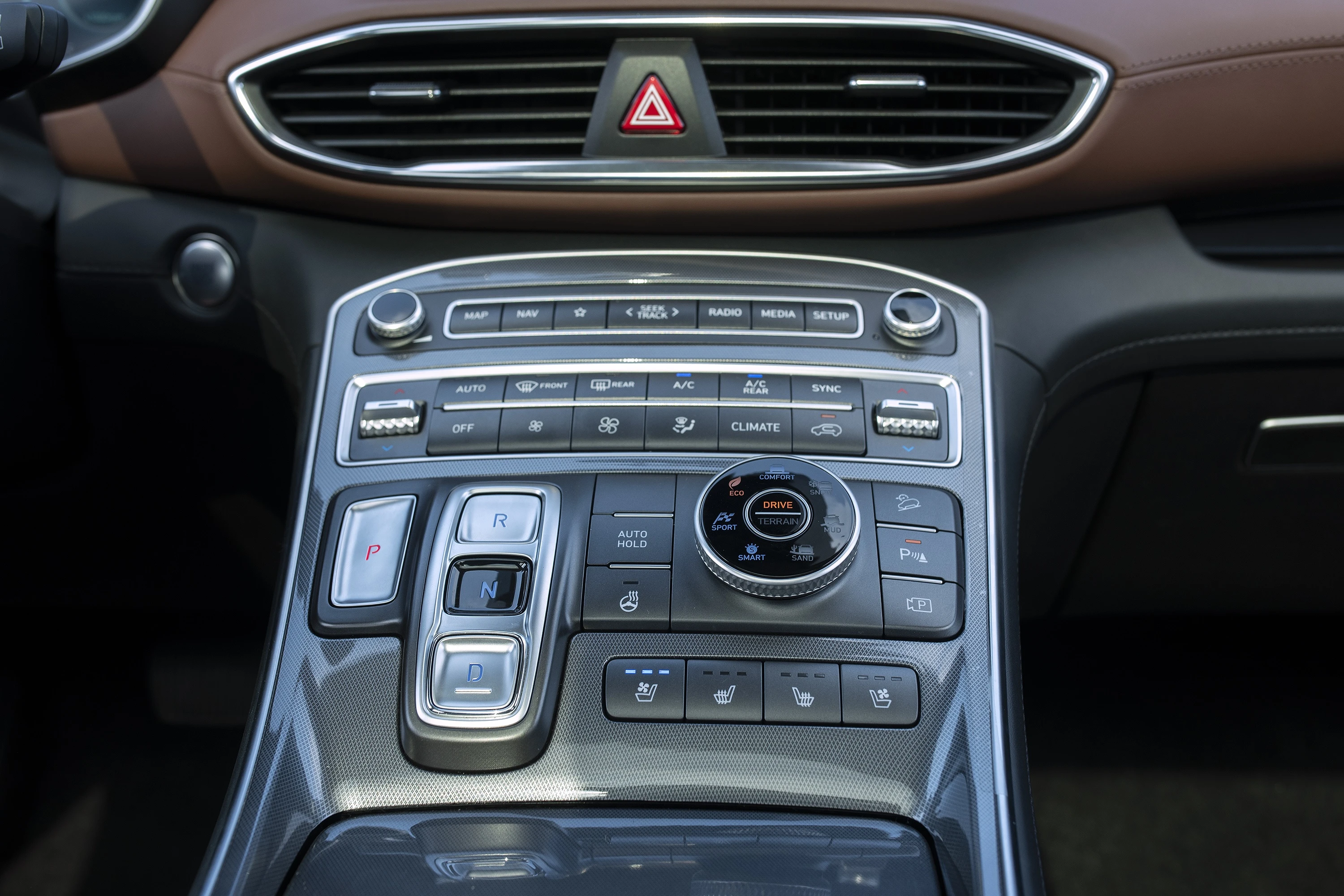 SUV 7 cho tam 1, 3 ty dong anh 11