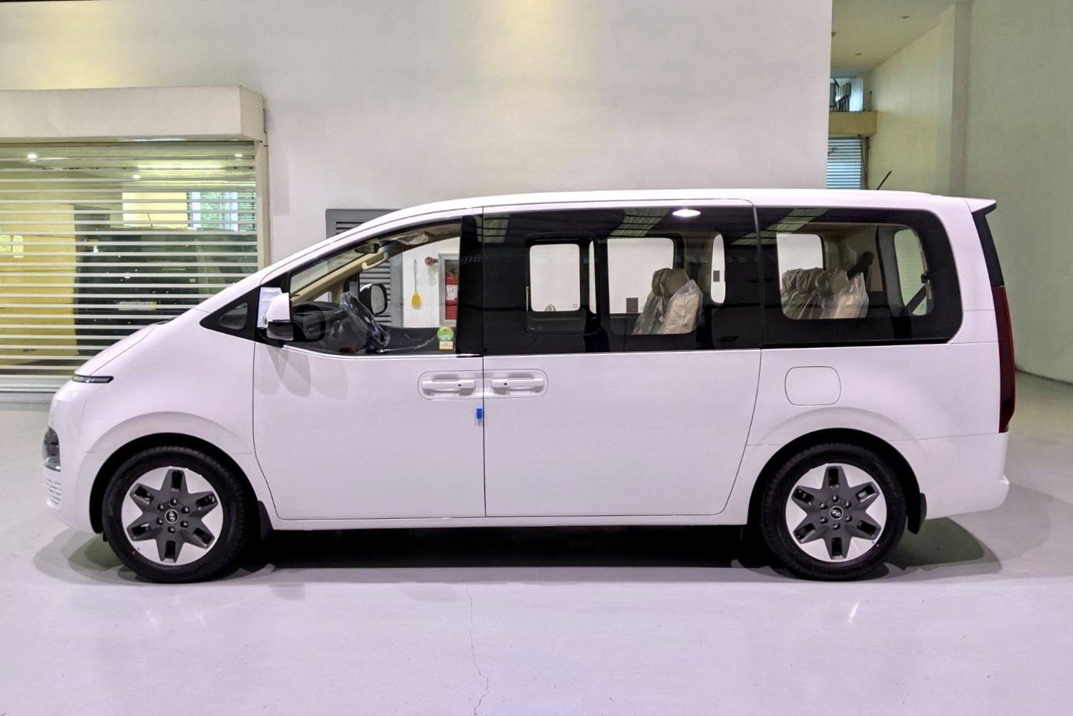 Hyundai Staria 2021 anh 9