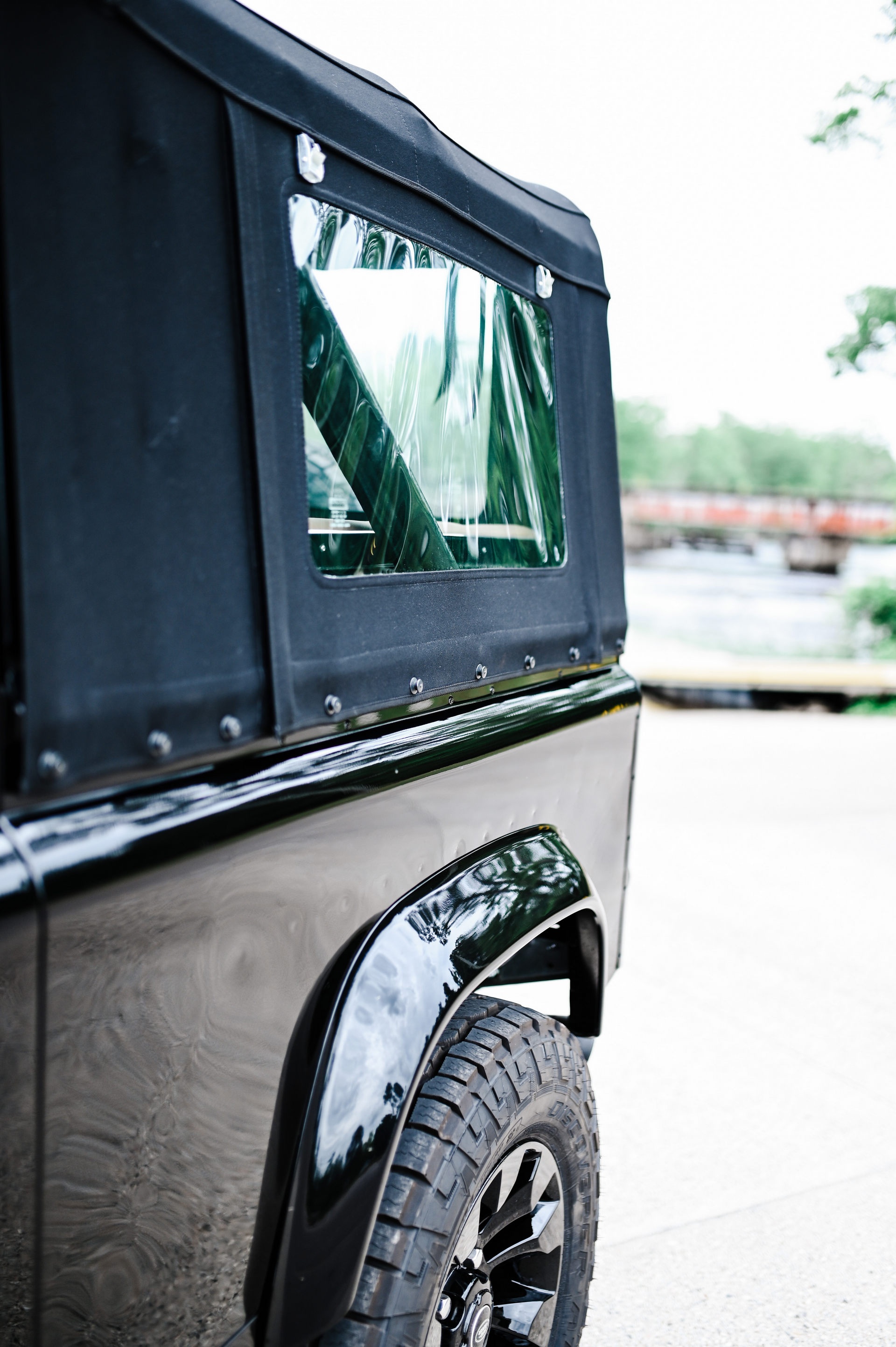 do Land Rover Defender anh 7