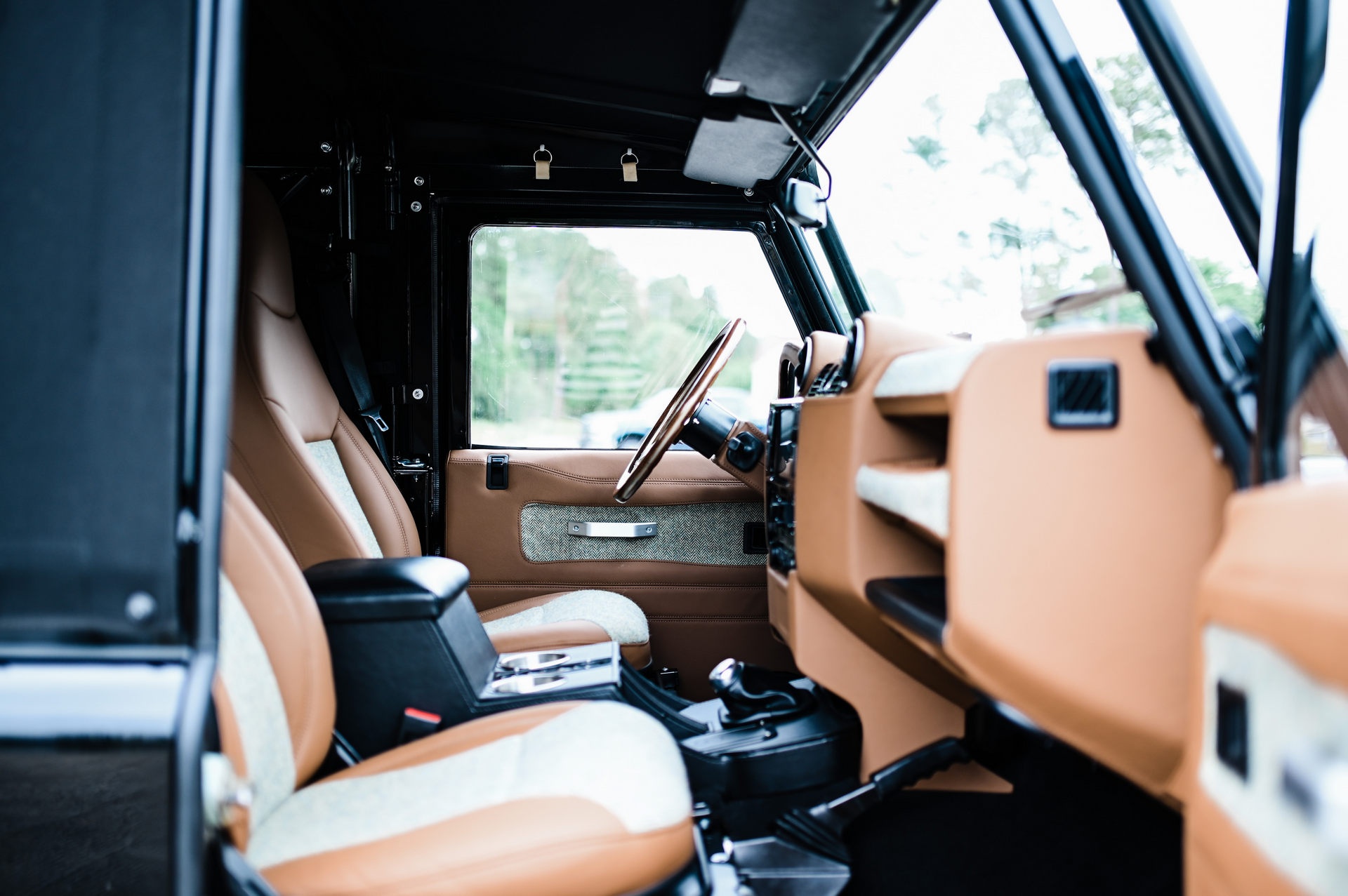 do Land Rover Defender anh 10