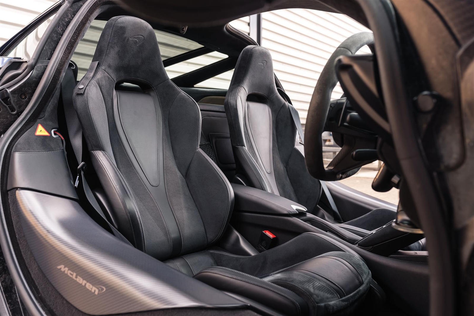 Siêu xe của CEO McLaren ảnh 11 Sieu xe cua CEO McLaren anh 11