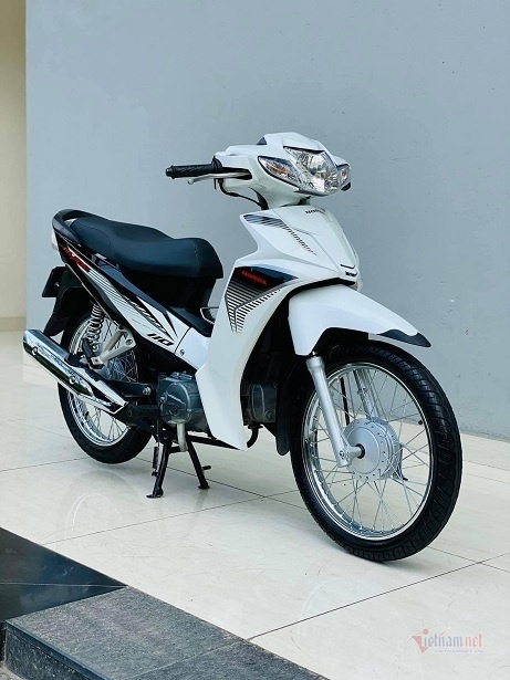 Honda Blade bien so dep anh 1