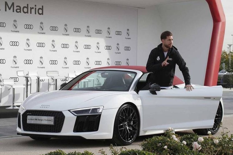 hoi choi sieu xe cua PSG anh 10