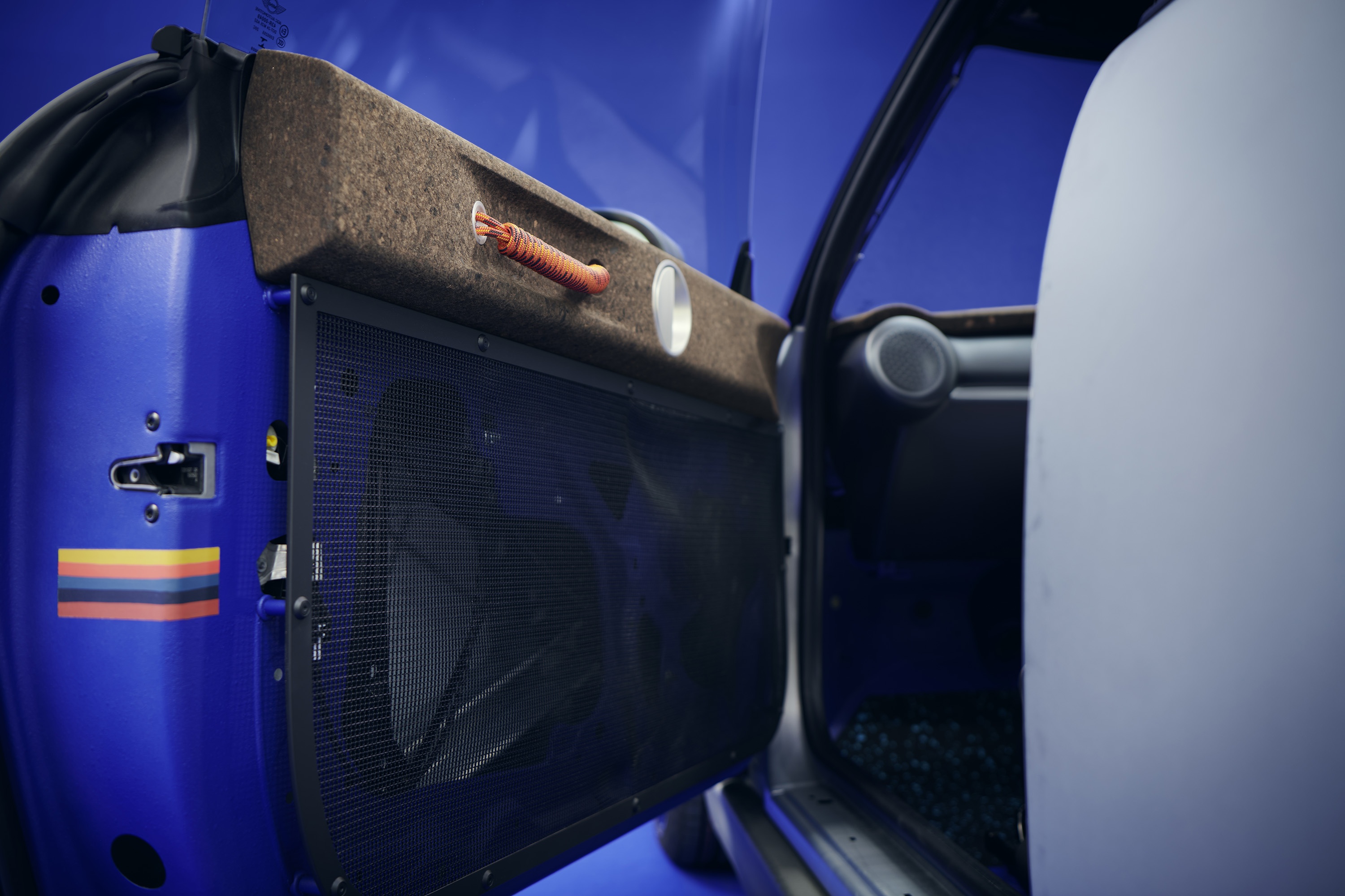 MINI Cooper chạy điện ảnh 12 MINI Cooper chay dien anh 12