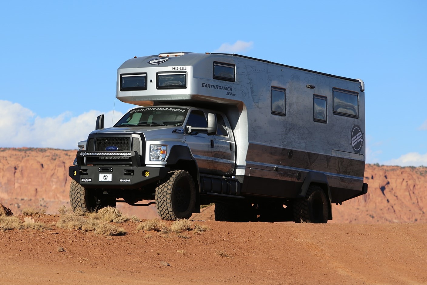 Mau nha di dong hang sang gia 1,7 trieu USD hinh anh