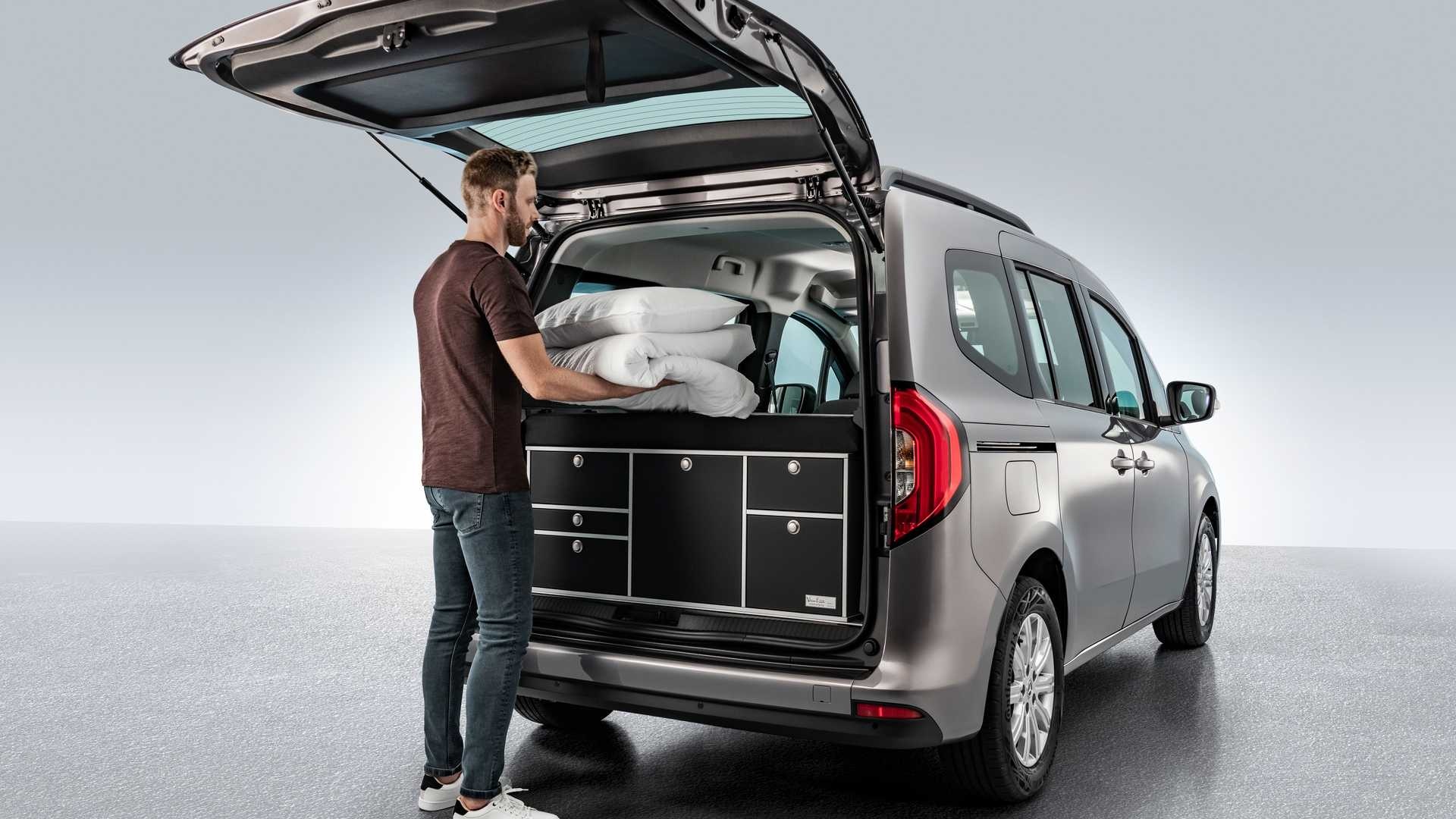 Mercedes-Benz ra mat xe co giuong ngu hinh anh