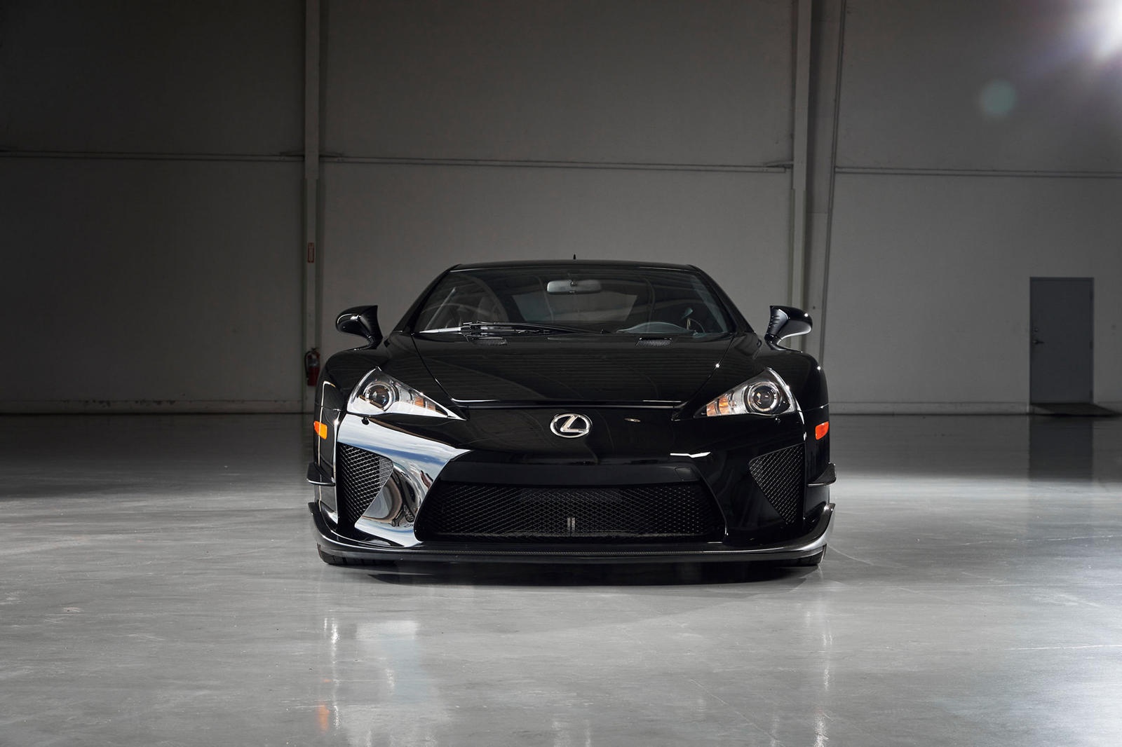 Lexus LFA ban dac biet anh 3