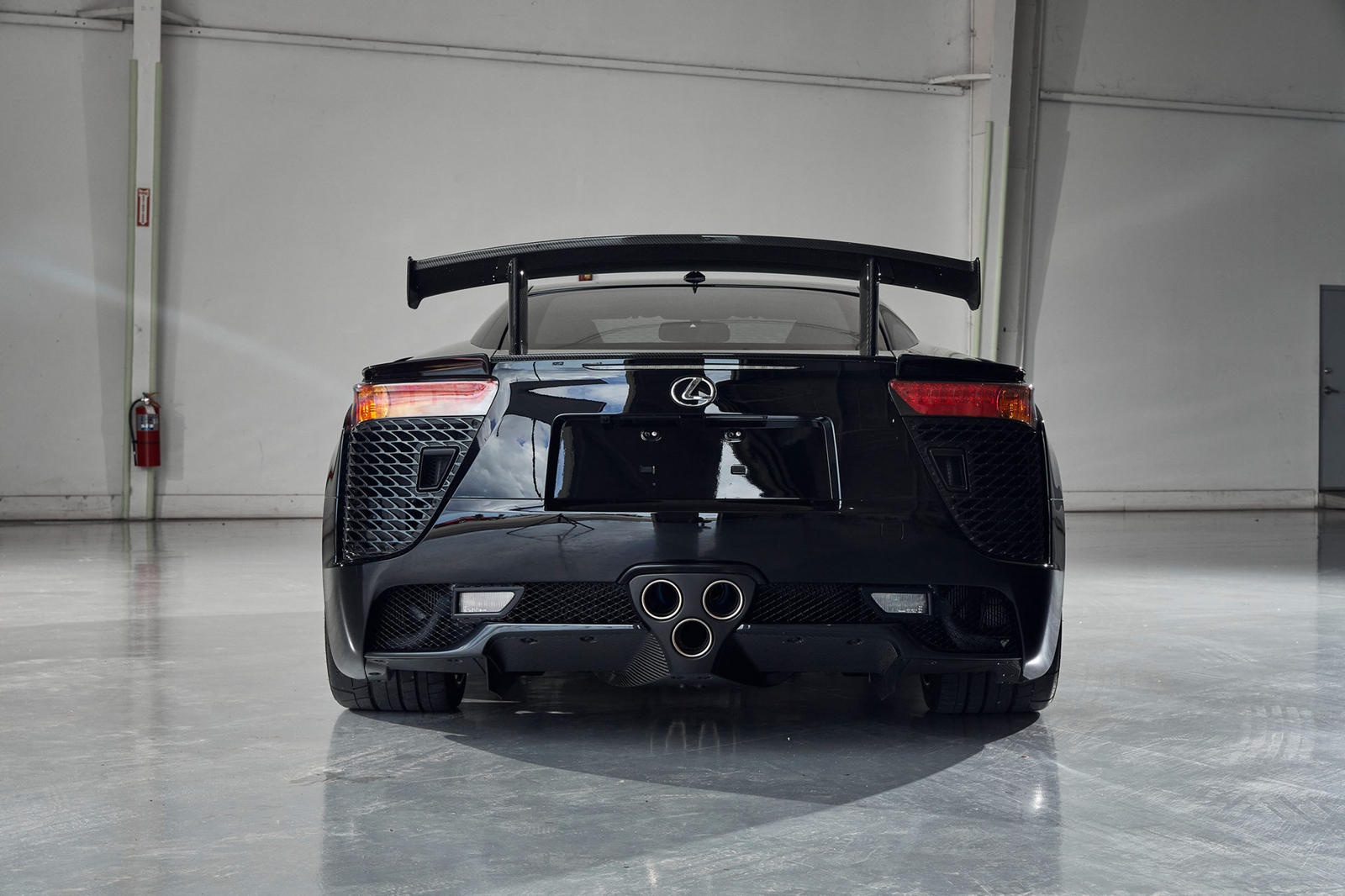 Lexus LFA ban dac biet anh 4