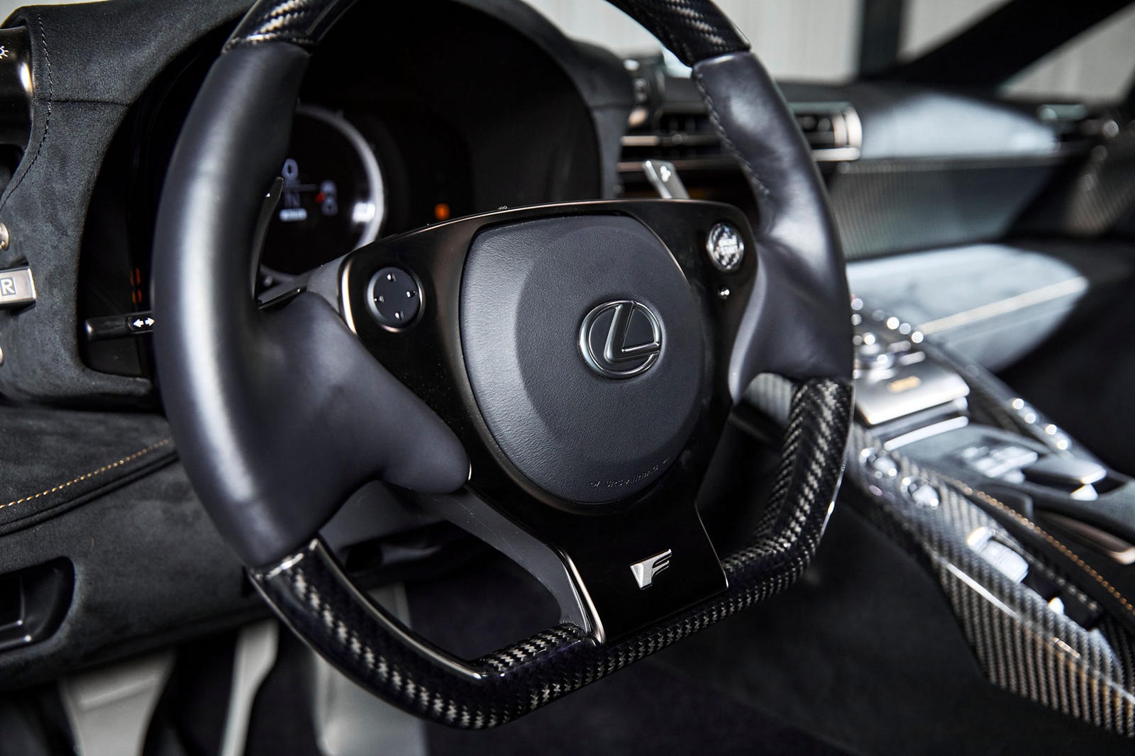 Lexus LFA ban dac biet anh 10