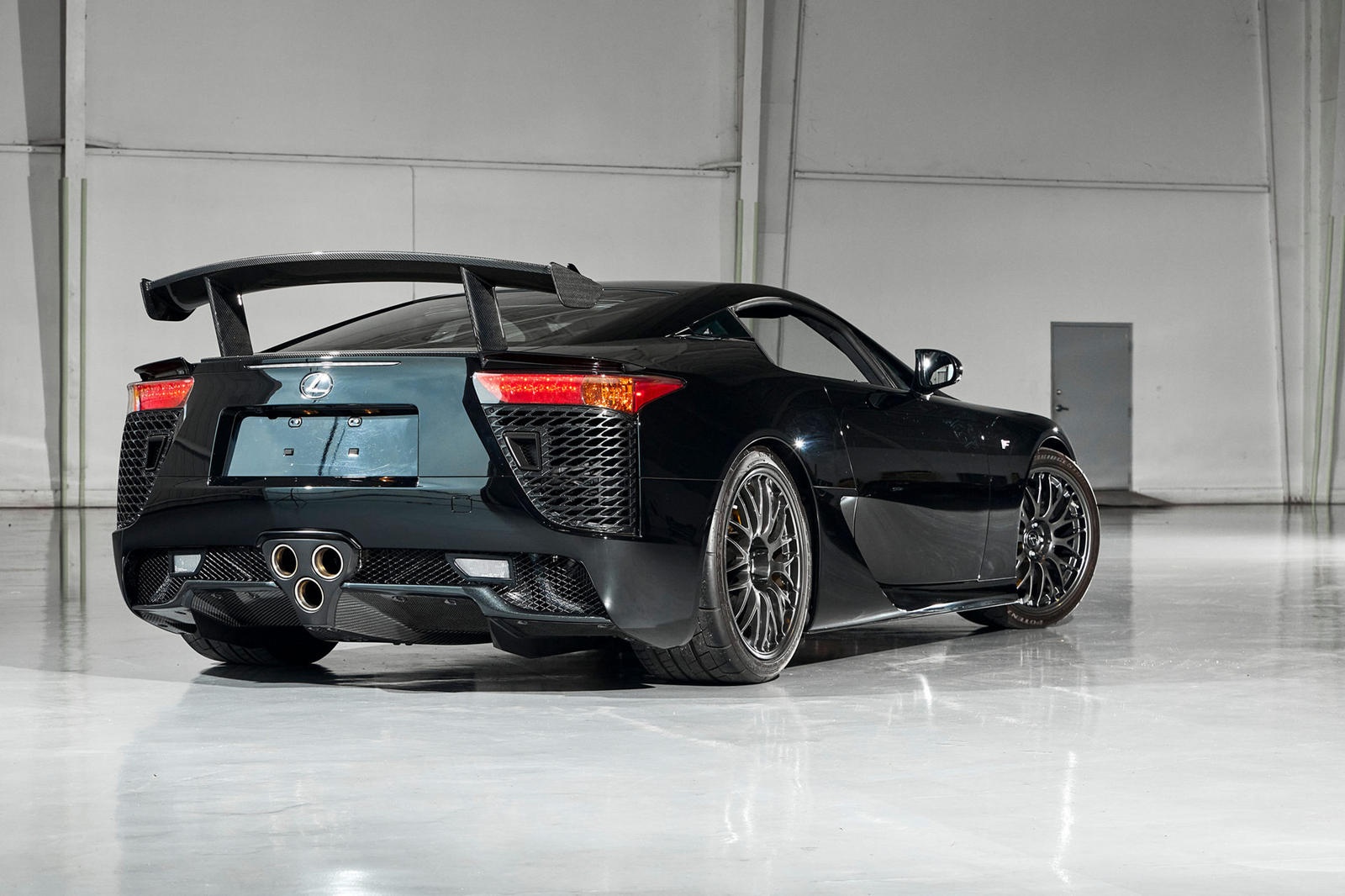 Lexus LFA ban dac biet anh 2
