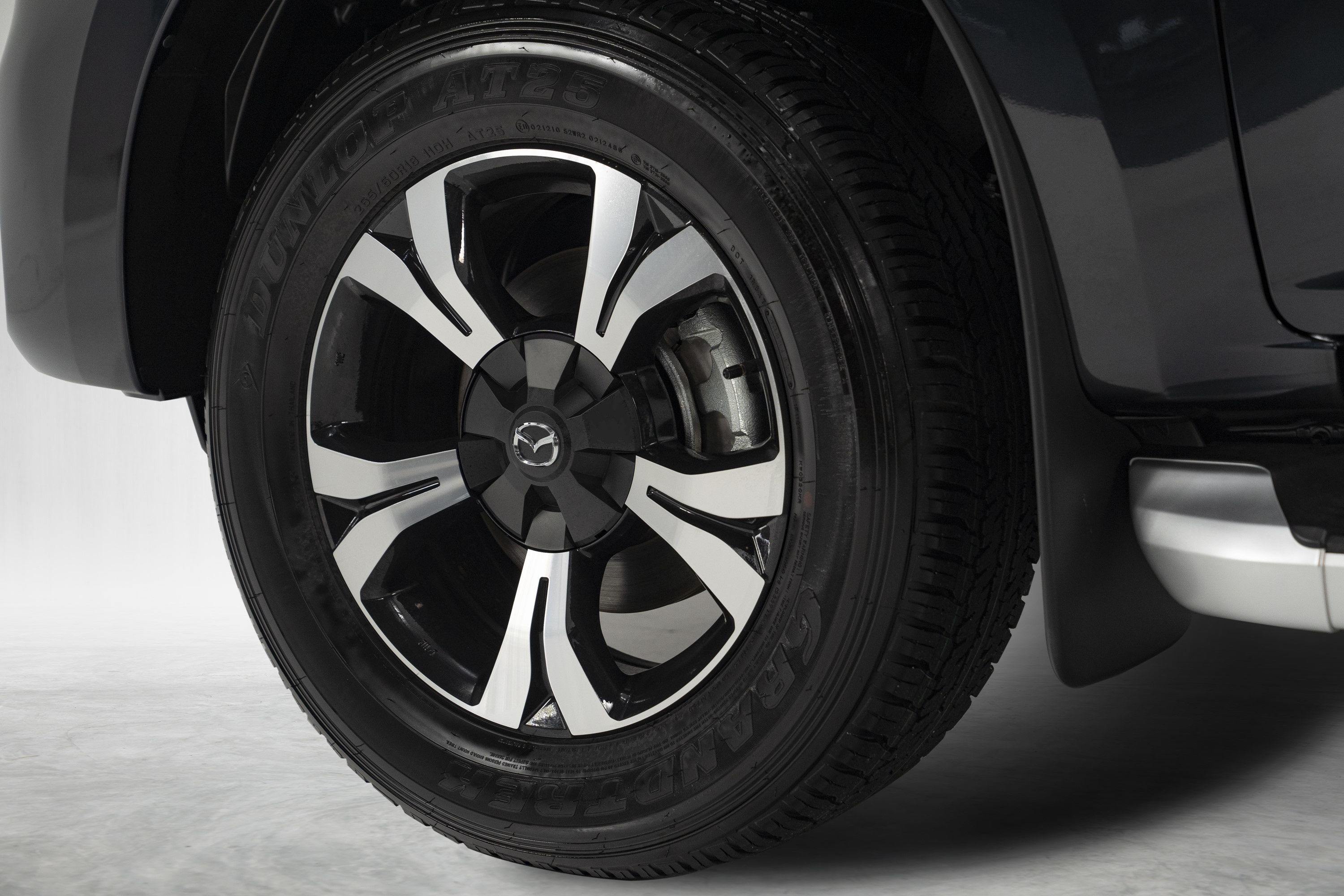 Mazda BT-50 2021 ảnh 8 Mazda BT-50 2021 anh 8