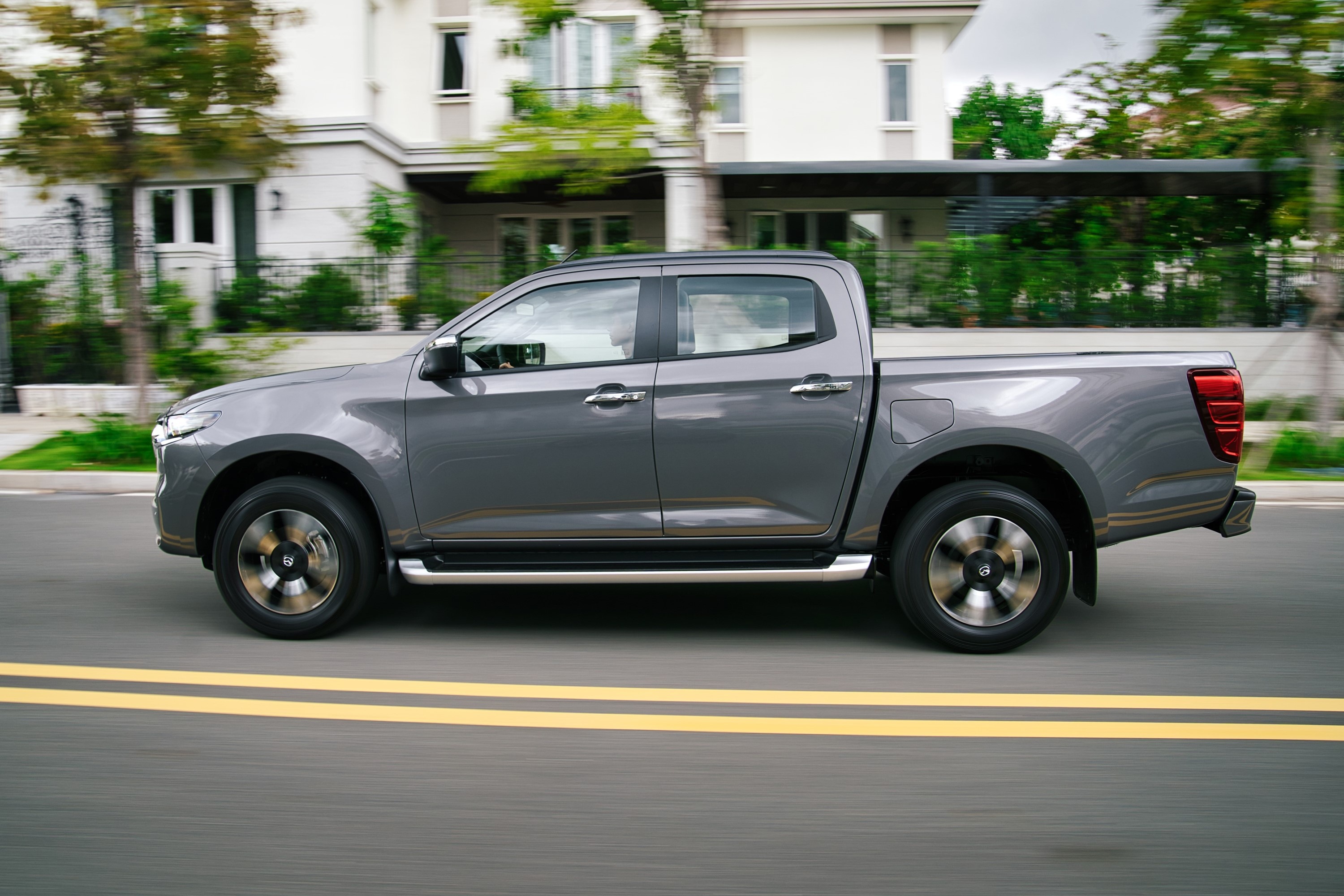 Mazda BT-50 2021 anh 4