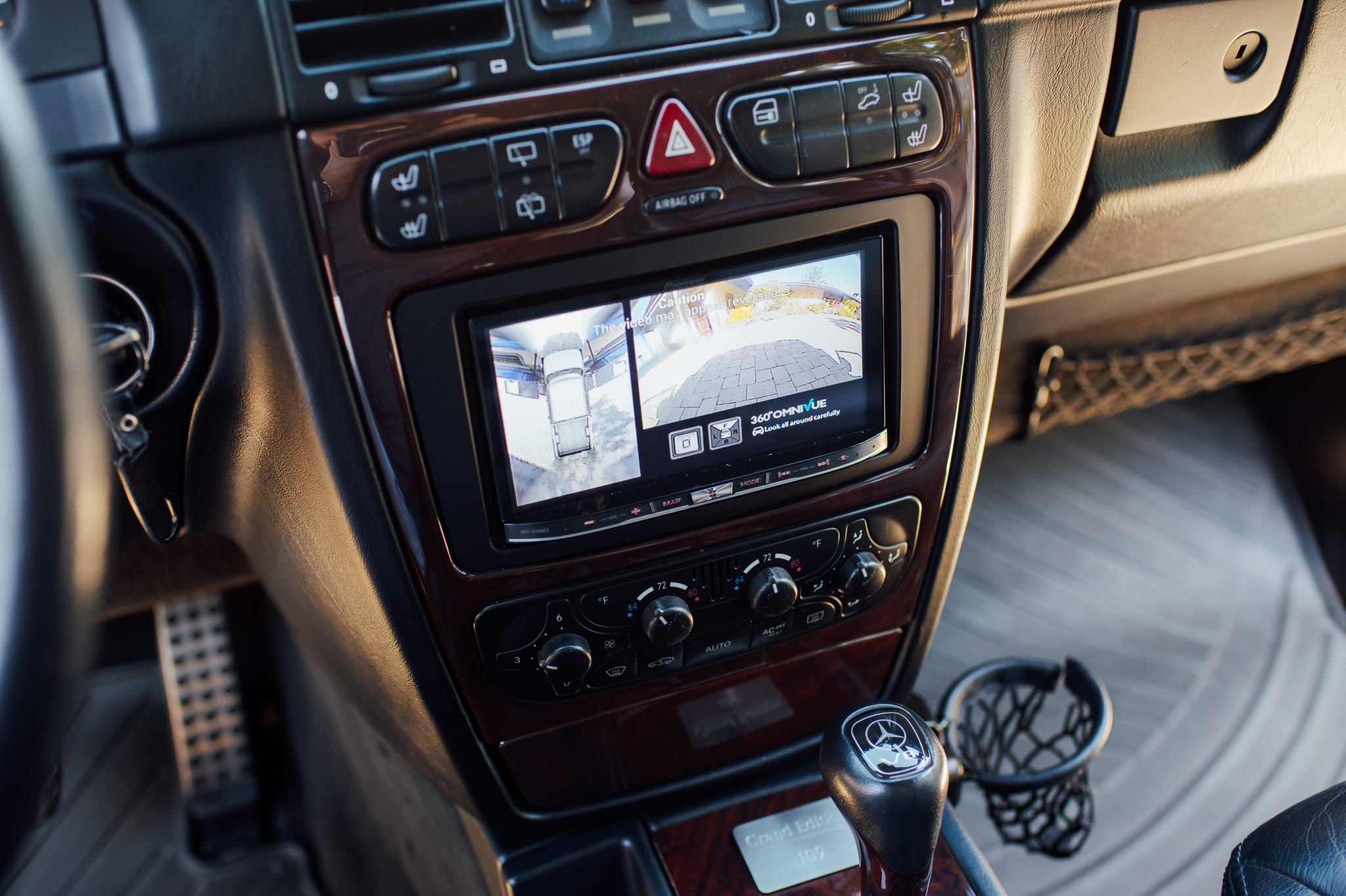 Bán tải Mercedes-Benz G-Class ảnh 16 Ban tai Mercedes-Benz G-Class anh 16