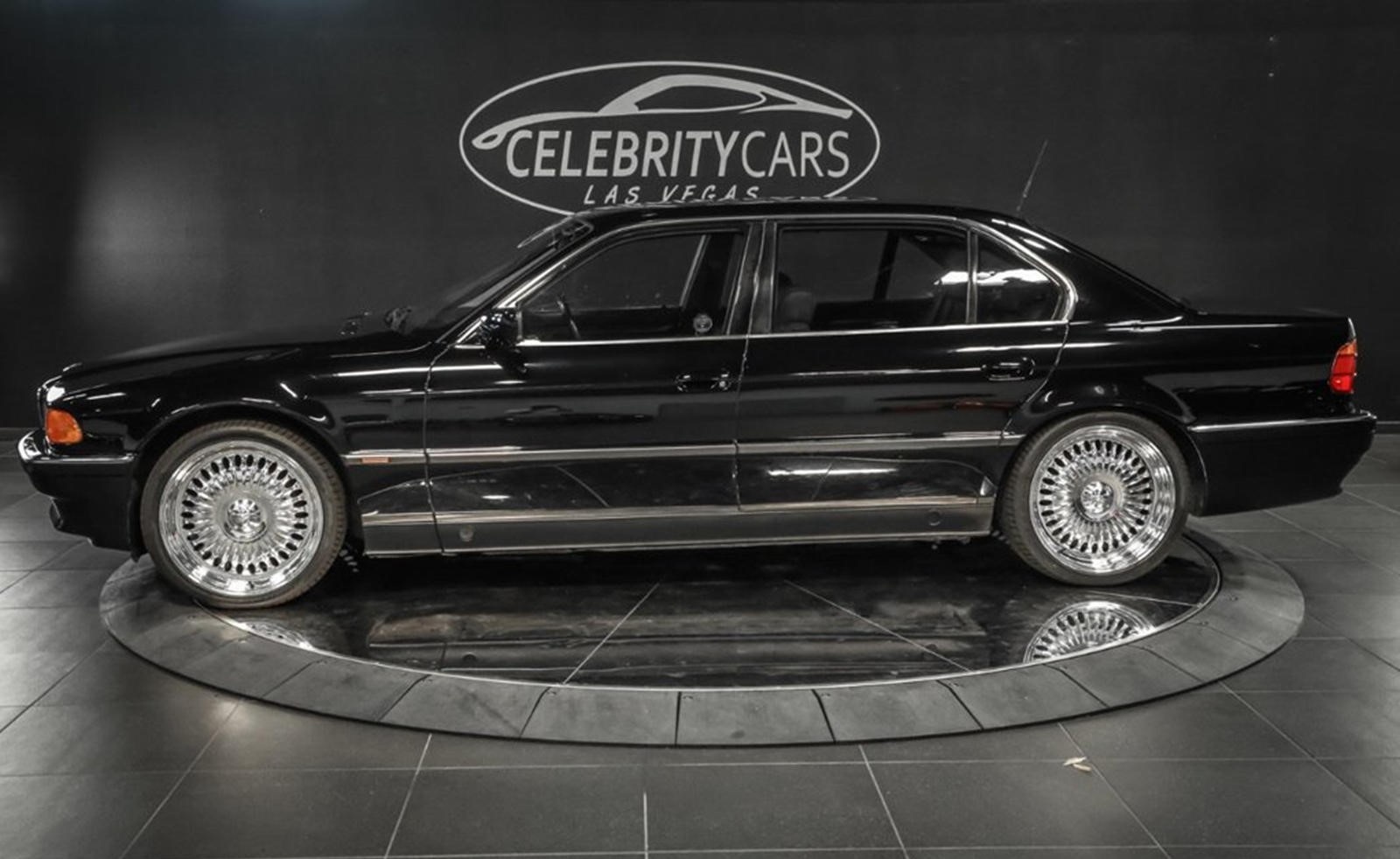 BMW 7-Series cua co rapper Tupac anh 2
