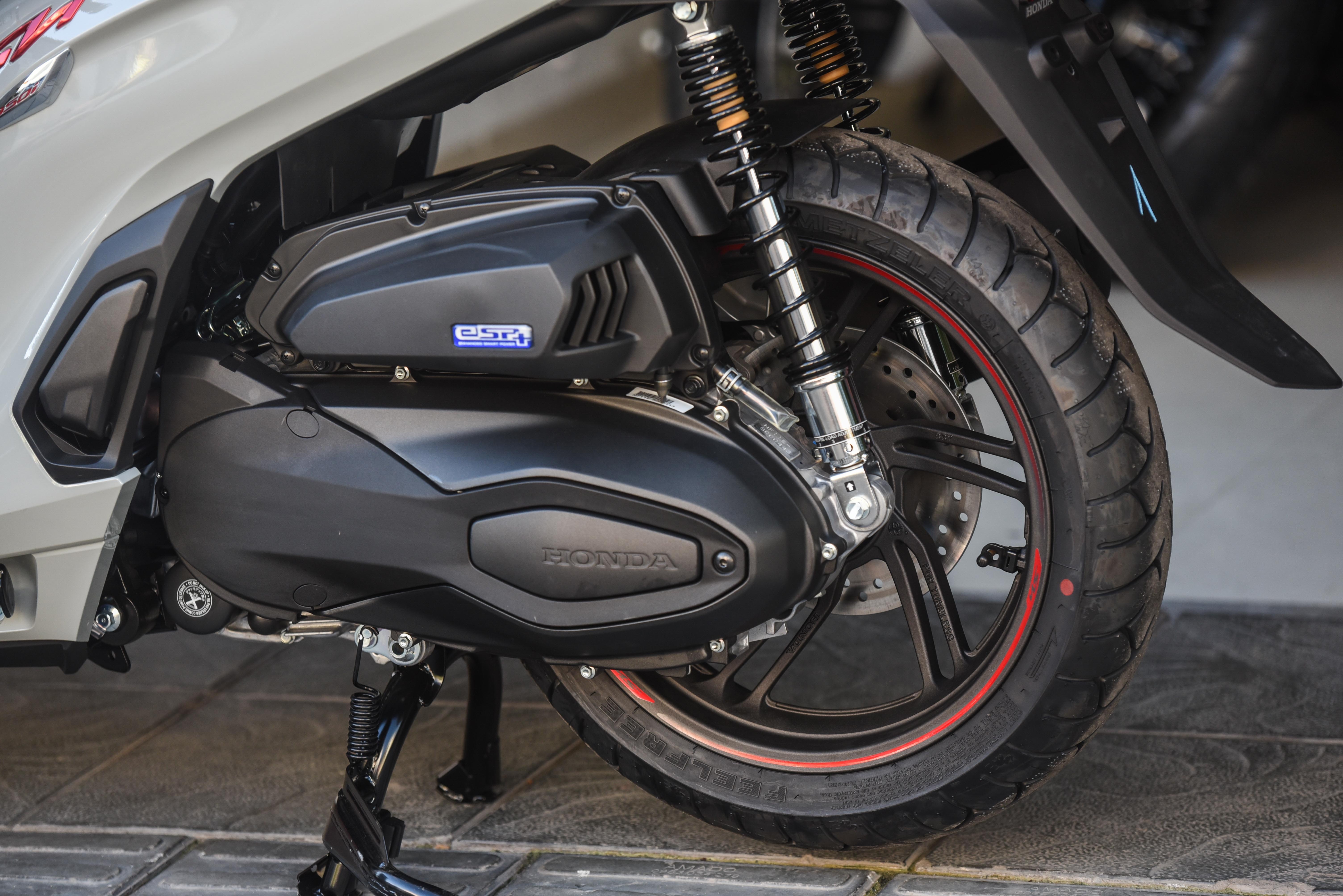 Honda SH 350i anh 10