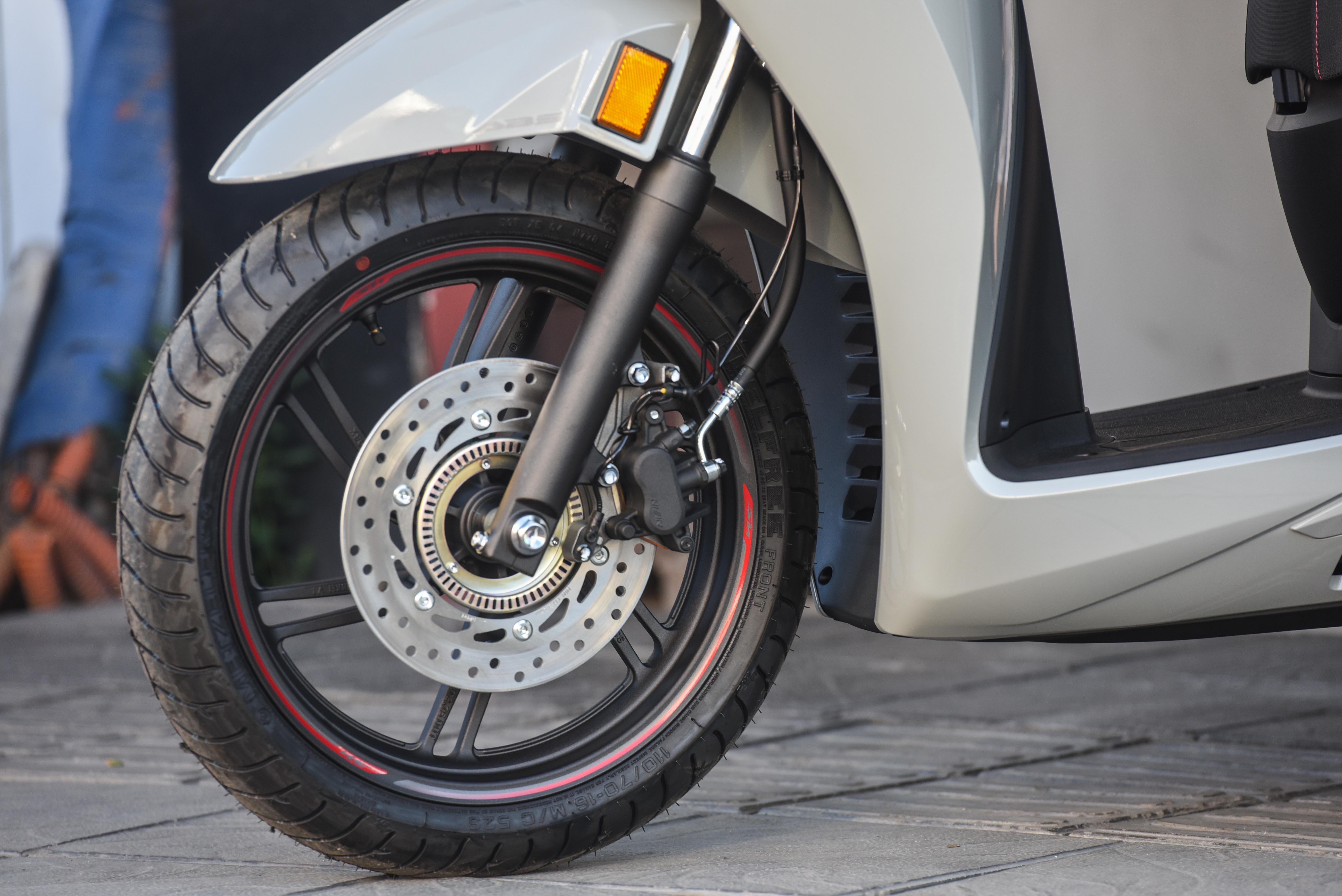 Honda SH 350i ảnh 12 Honda SH 350i anh 12