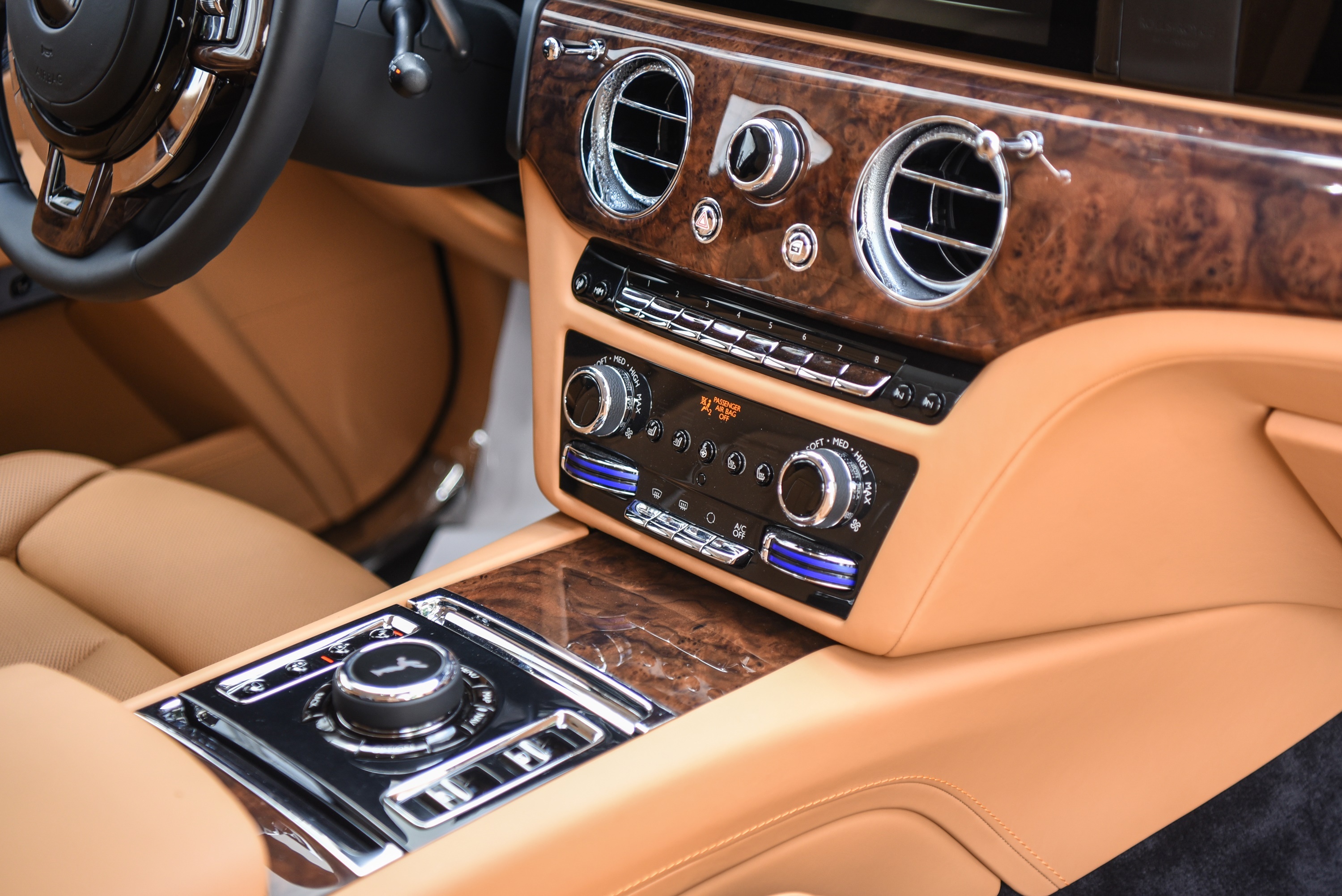 Rolls-Royce Ghost EWB 2021 anh 17