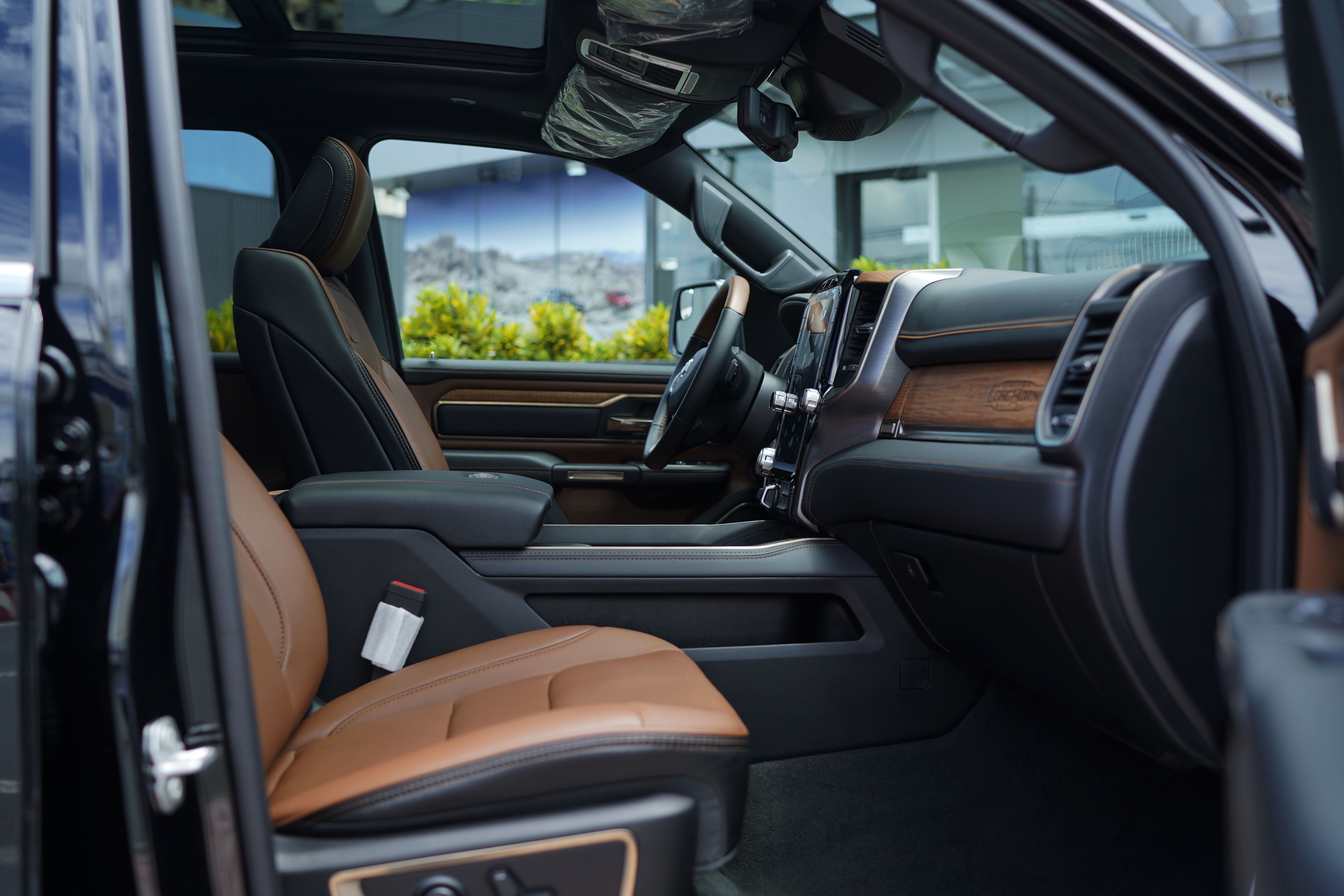 Bán tải cỡ lớn RAM 1500 ảnh 8 Ban tai co lon RAM 1500 anh 8