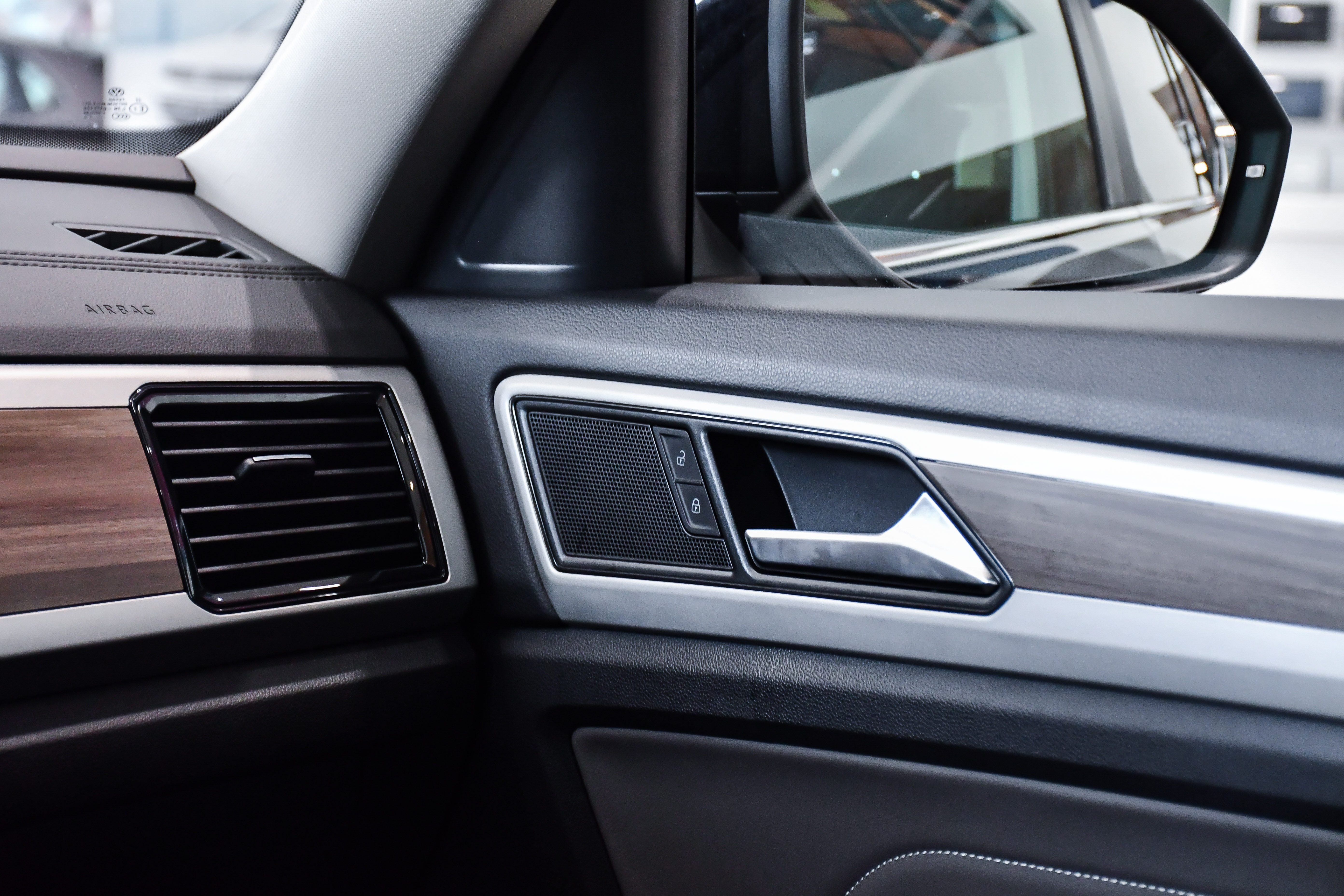 Volkswagen Teramont giá 2, 349 tỷ ảnh 25 Volkswagen Teramont gia 2, 349 ty anh 25