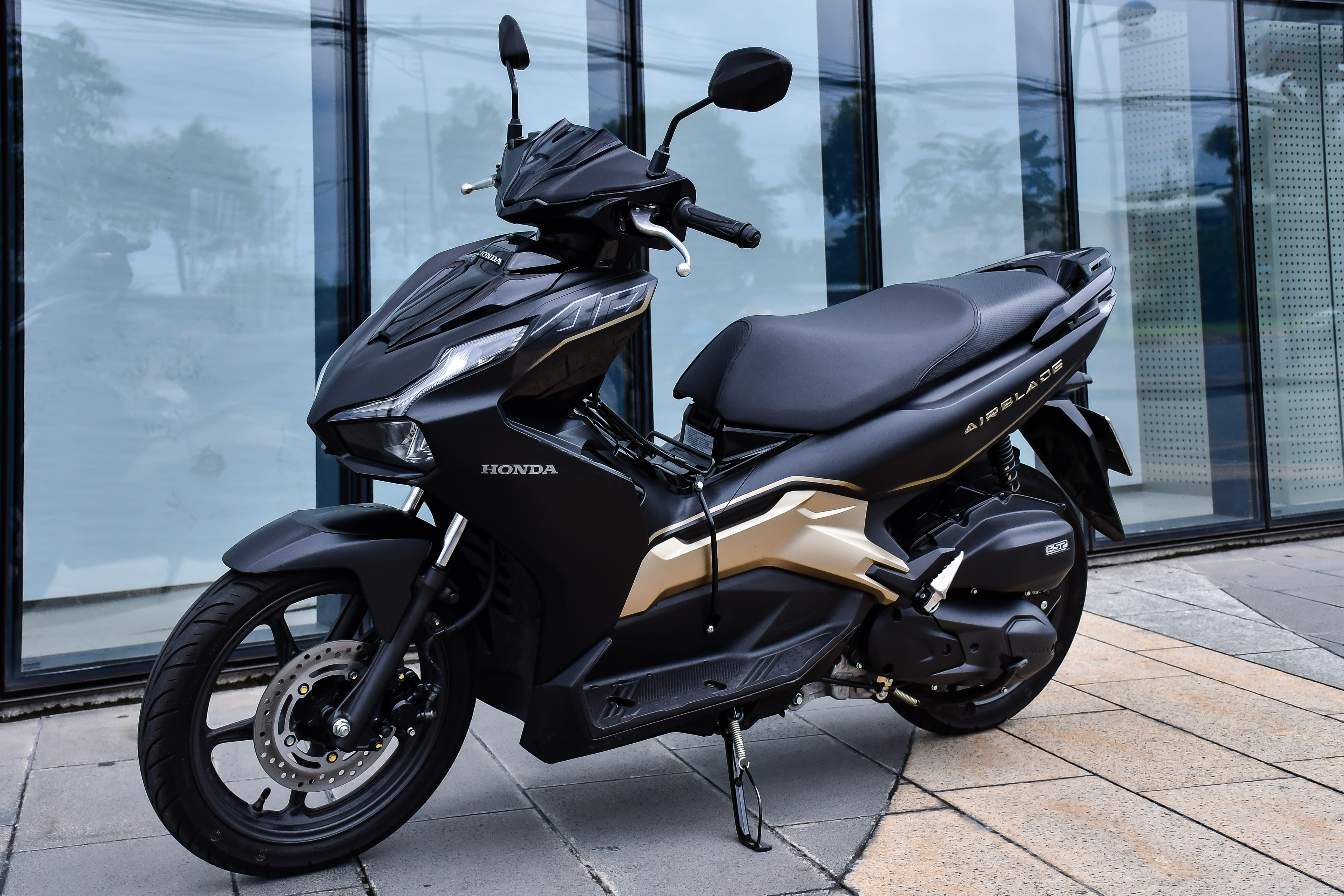 Danh gia Honda Air Blade 125 anh 8