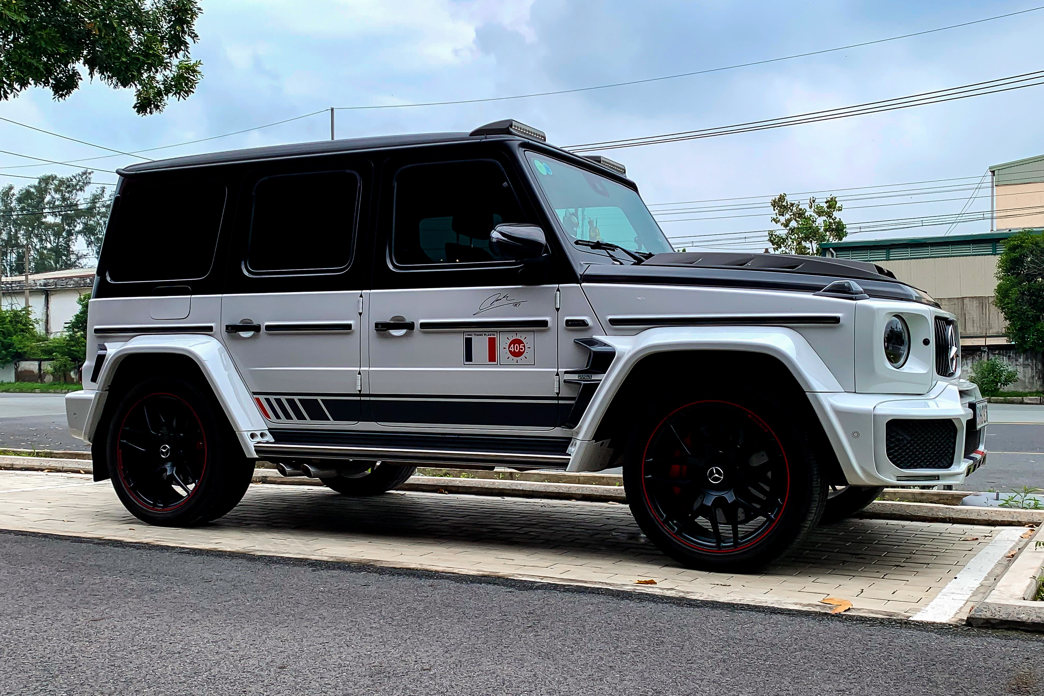 Minh Nhua lai Mercedes-AMG G 63 anh 2