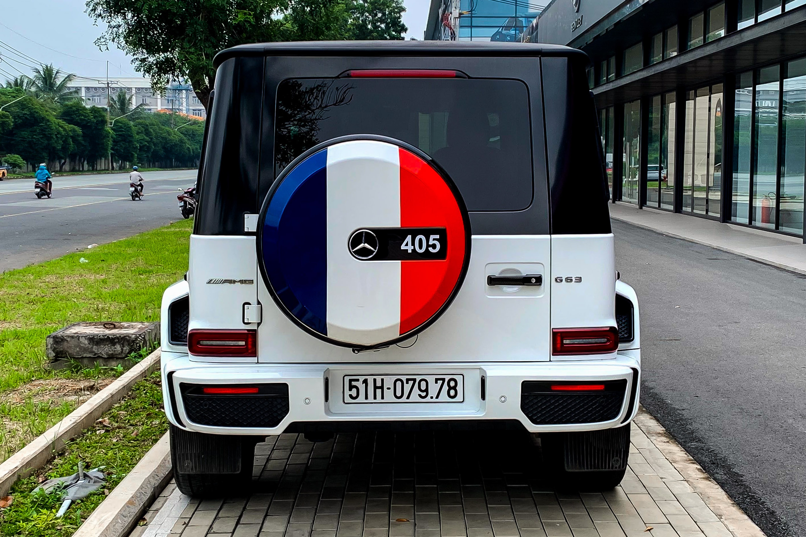 Minh Nhua lai Mercedes-AMG G 63 anh 6