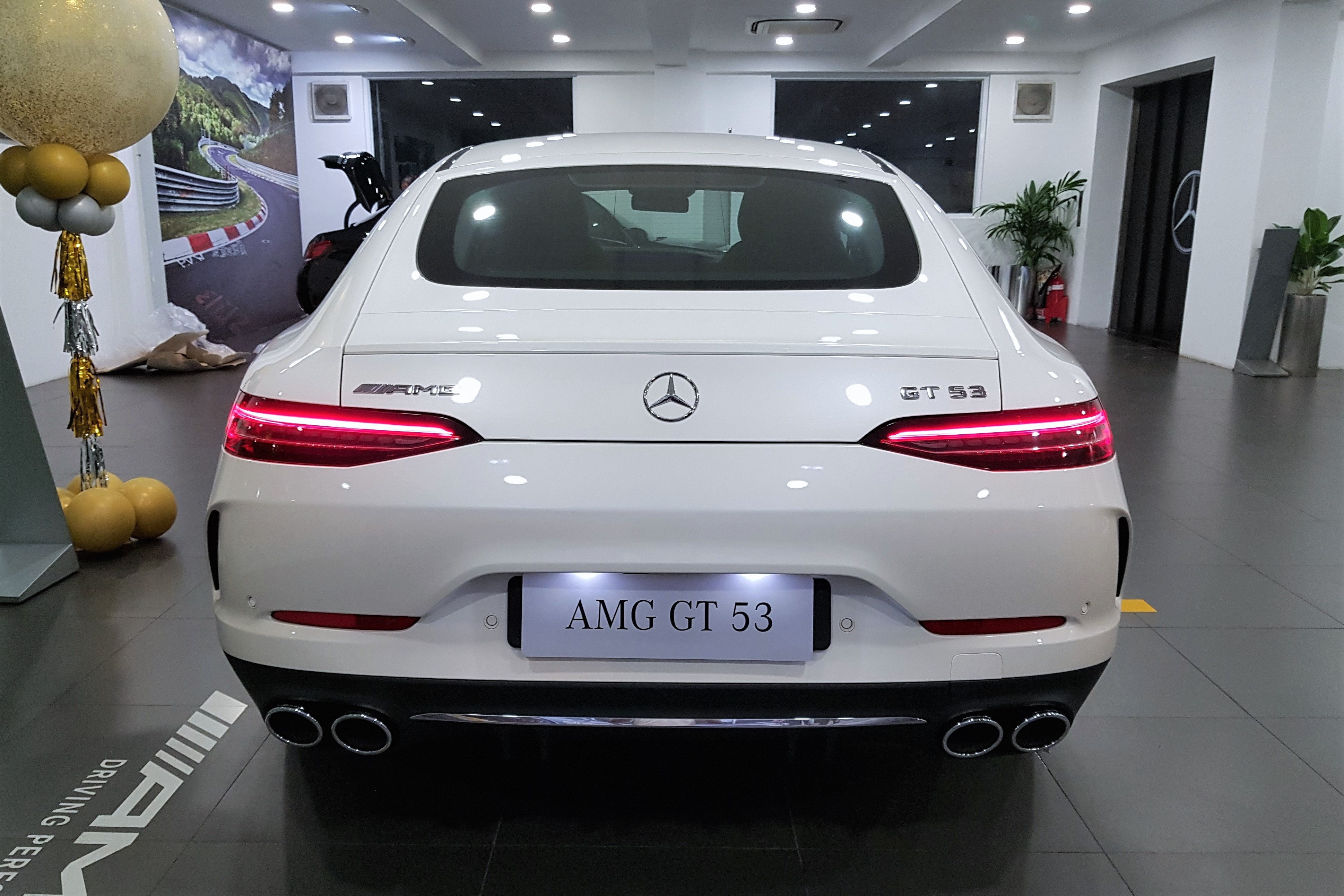 sedan the thao anh 12