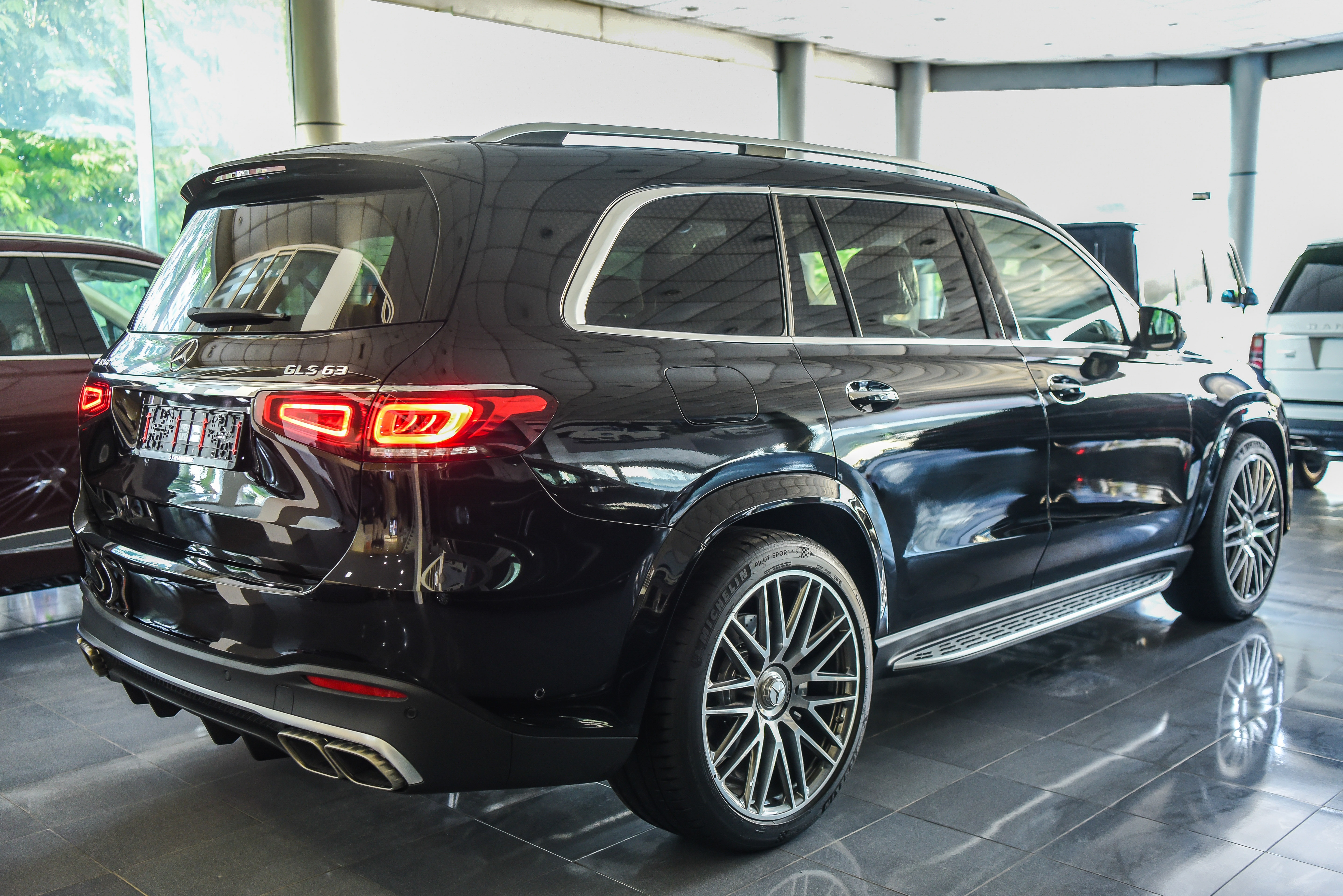 Mercedes-AMG GLS 63 2021 ảnh 3 Mercedes-AMG GLS 63 2021 anh 3