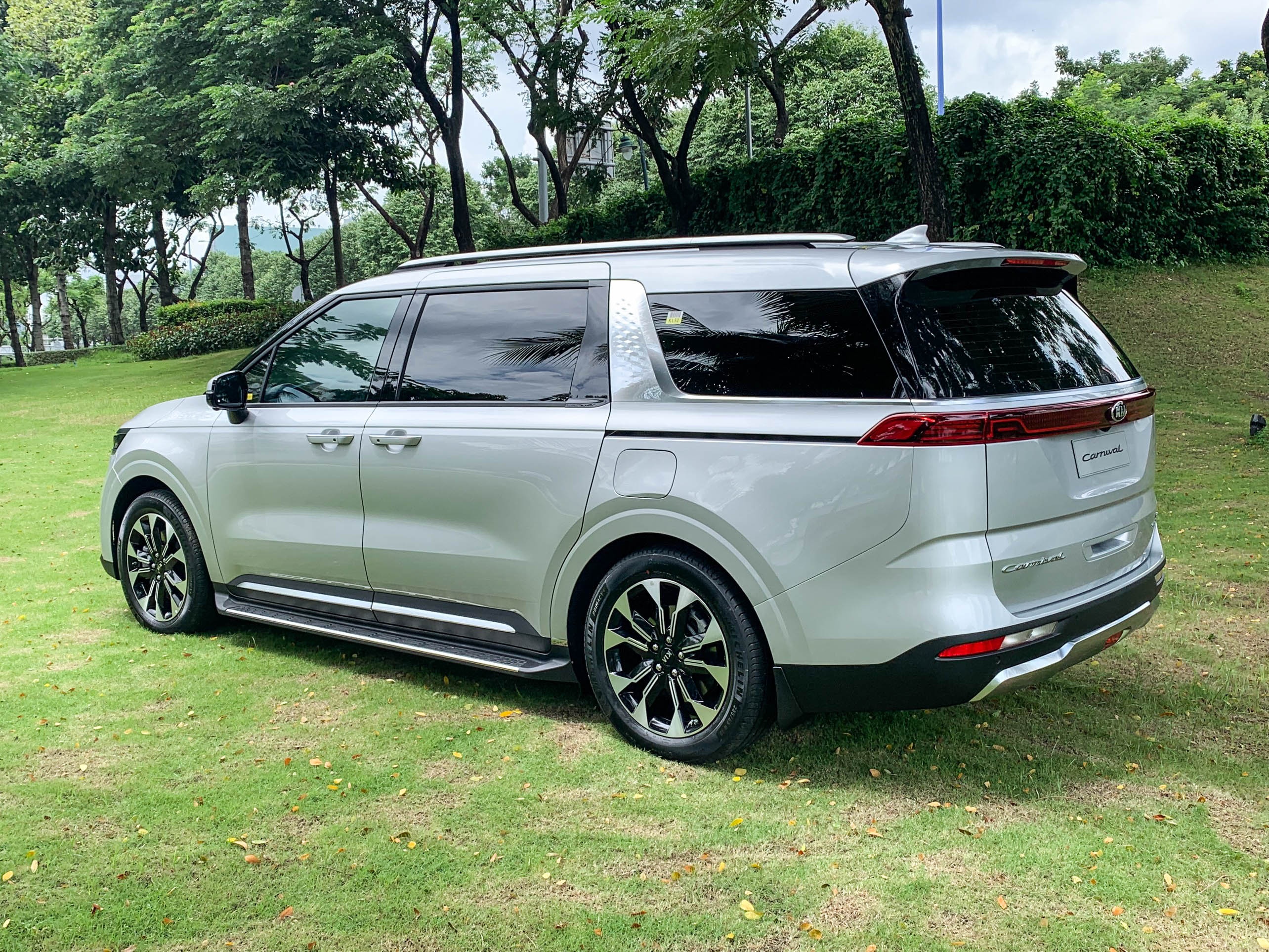 Kia Carnival 2021 ảnh 5 Kia Carnival 2021 anh 5