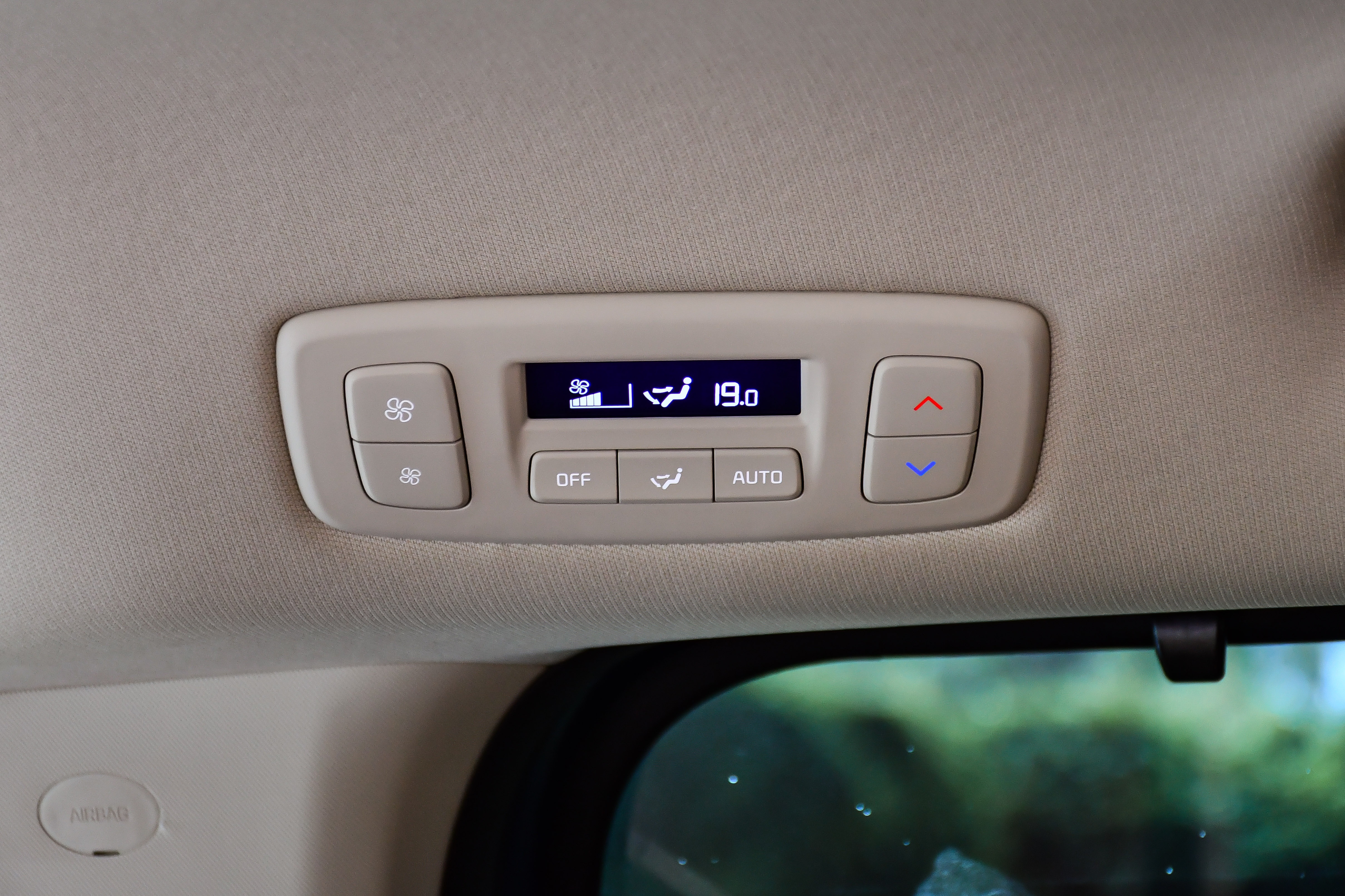 Kia Carnival gia 1, 199-1, 839 ty dong,   MPV co lon anh 30