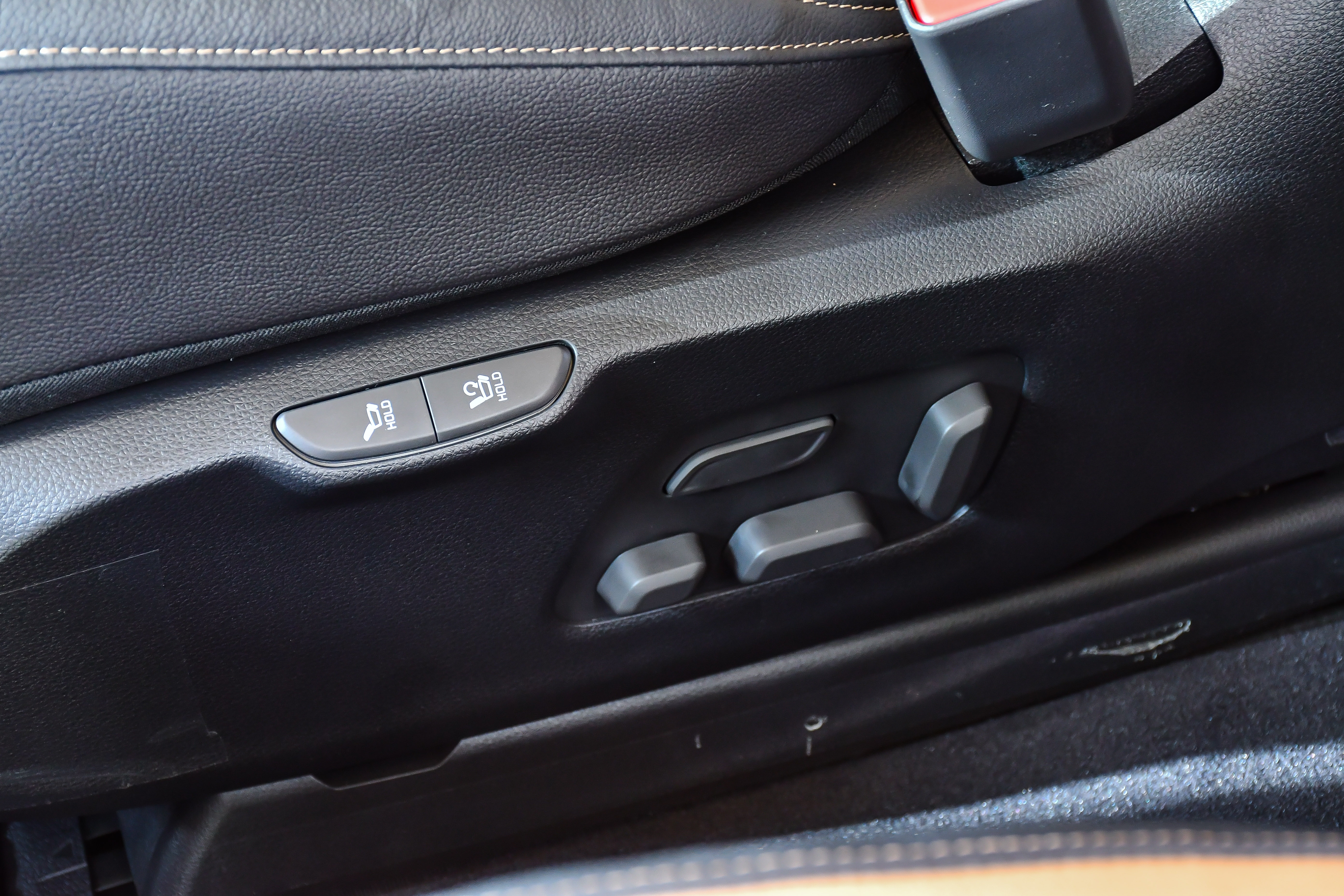 Danh gia Kia Carnival anh 18