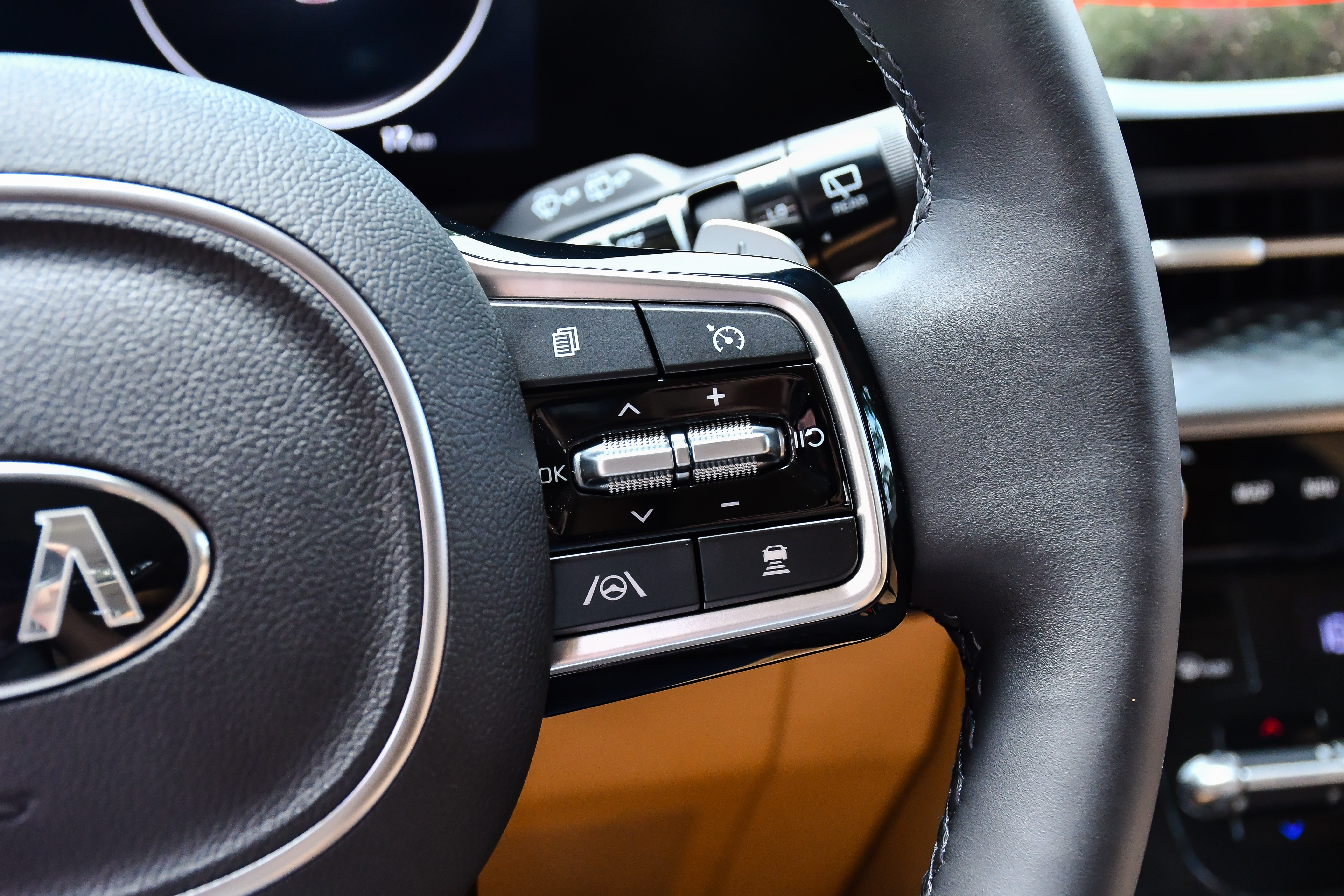 Danh gia Kia Carnival anh 35