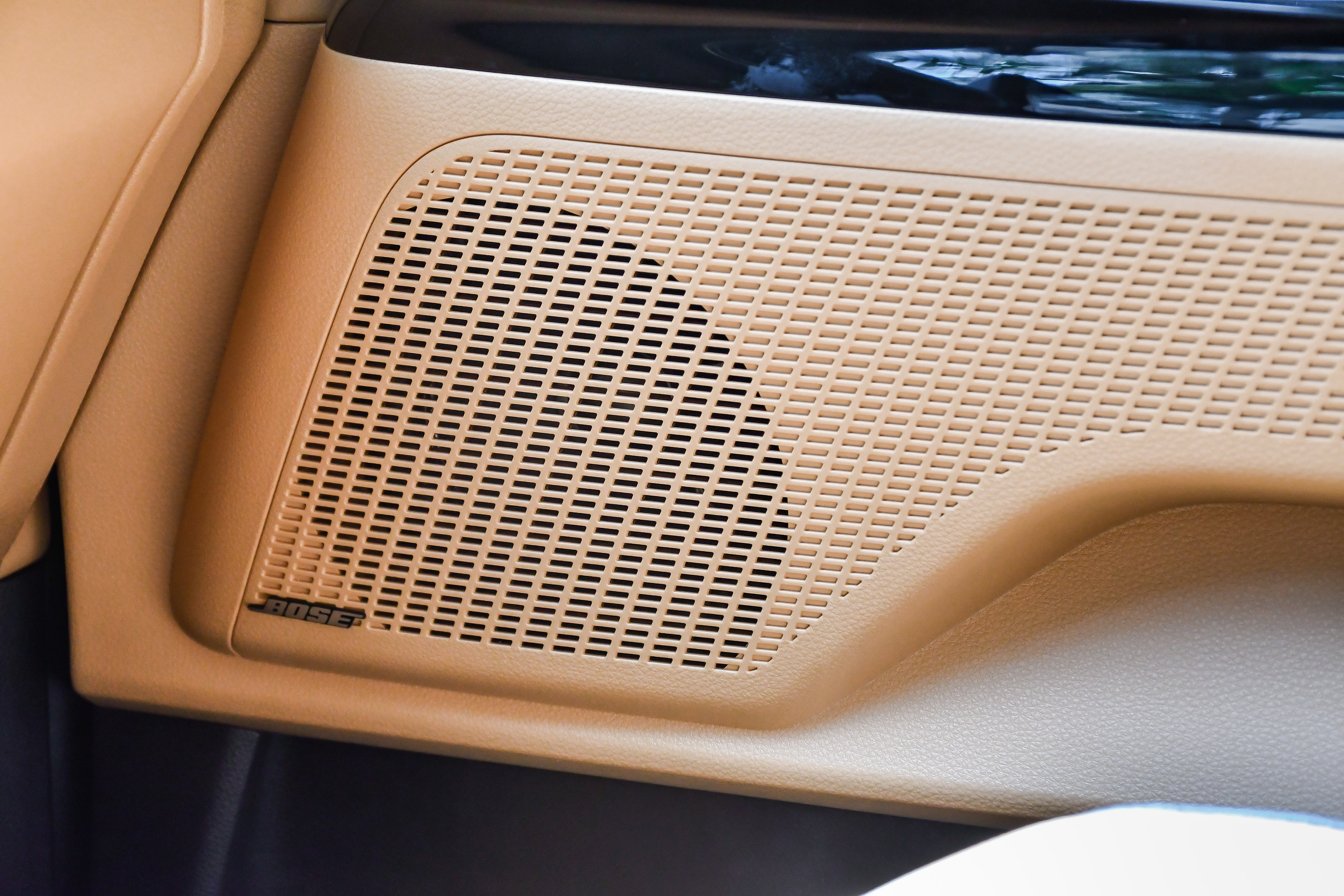 Kia Carnival gia 1, 199-1, 839 ty dong,   MPV co lon anh 31