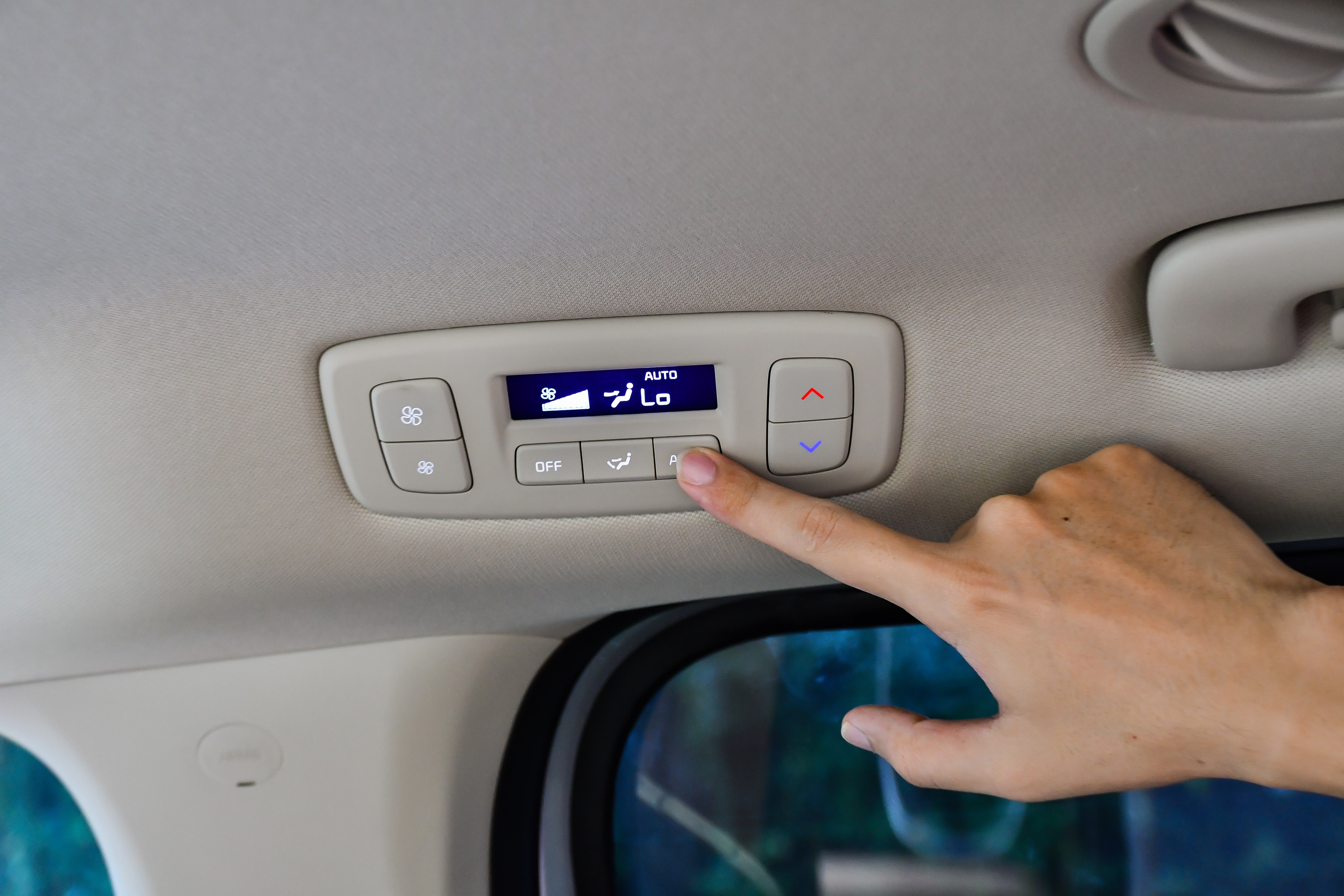 Danh gia Kia Carnival anh 20