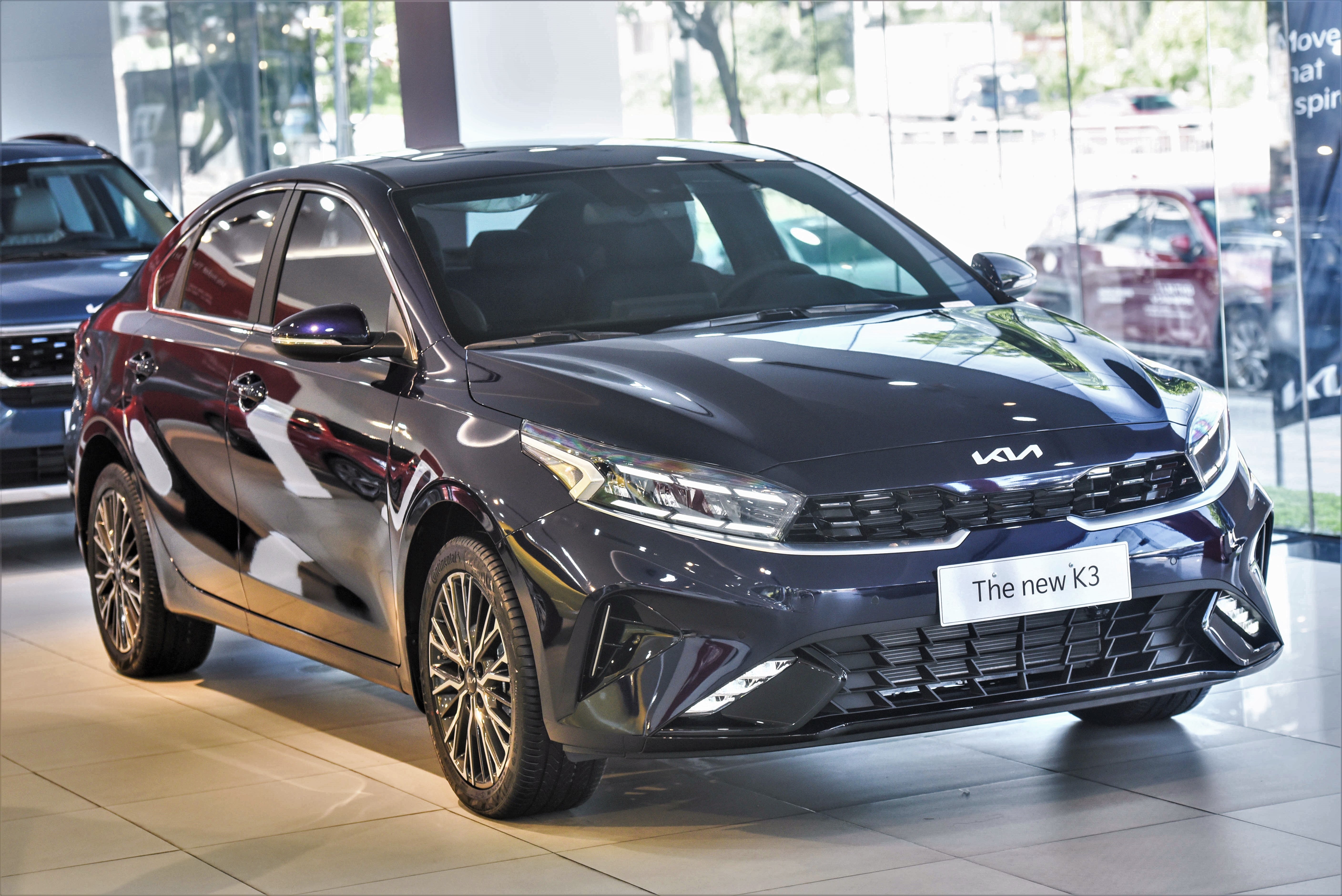 Chi tiet Kia K3 Premium gia 659 trieu dong hinh anh