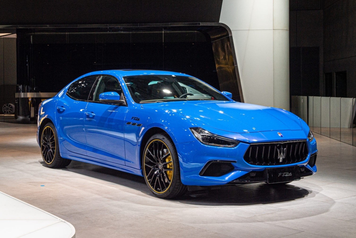 Maserati Ghibli va Levante F Tributo ban dac biet tri an tay dua F1 hinh anh