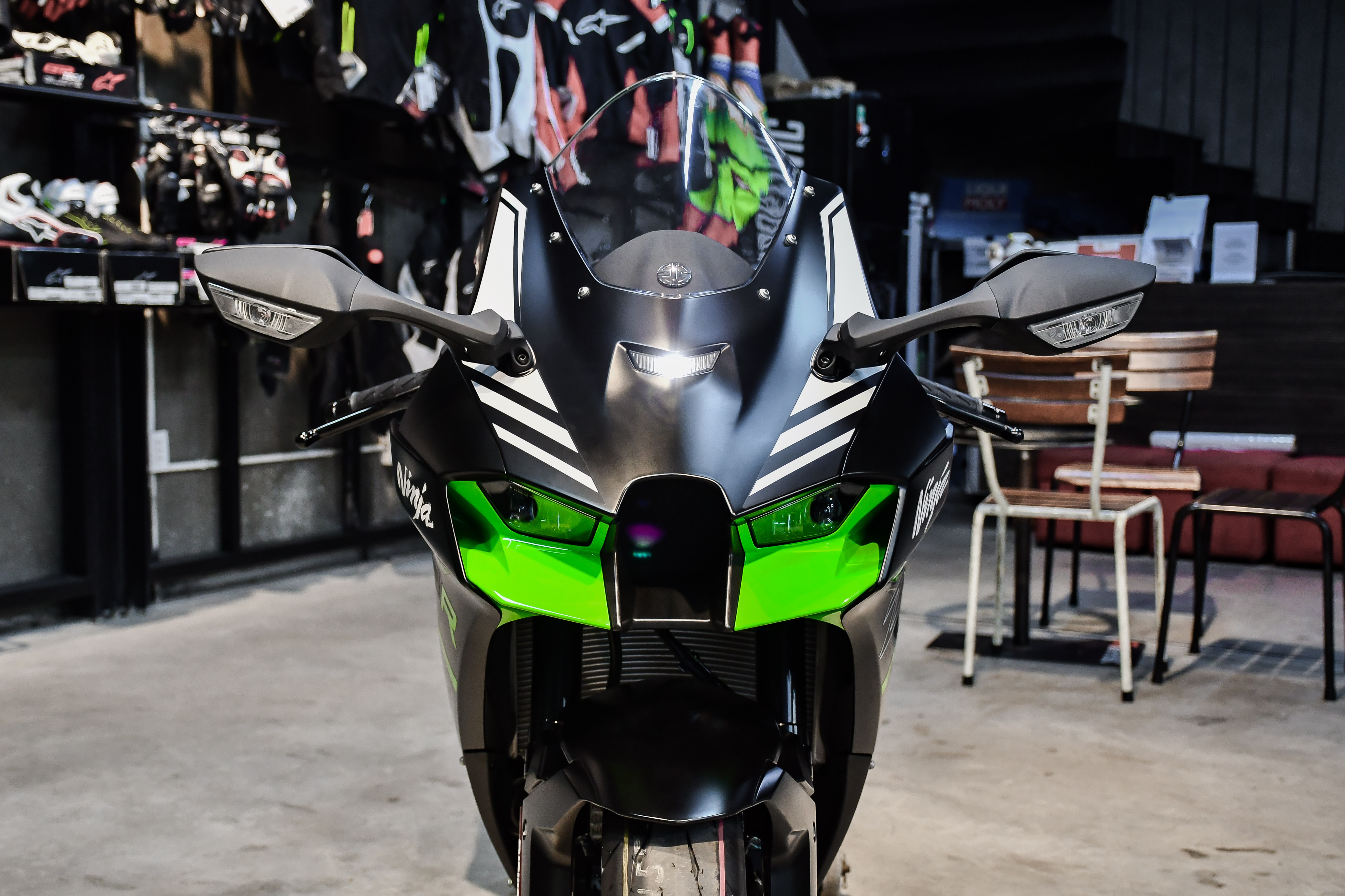 Kawasaki Ninja ZX-10R ảnh 4 Kawasaki Ninja ZX-10R anh 4