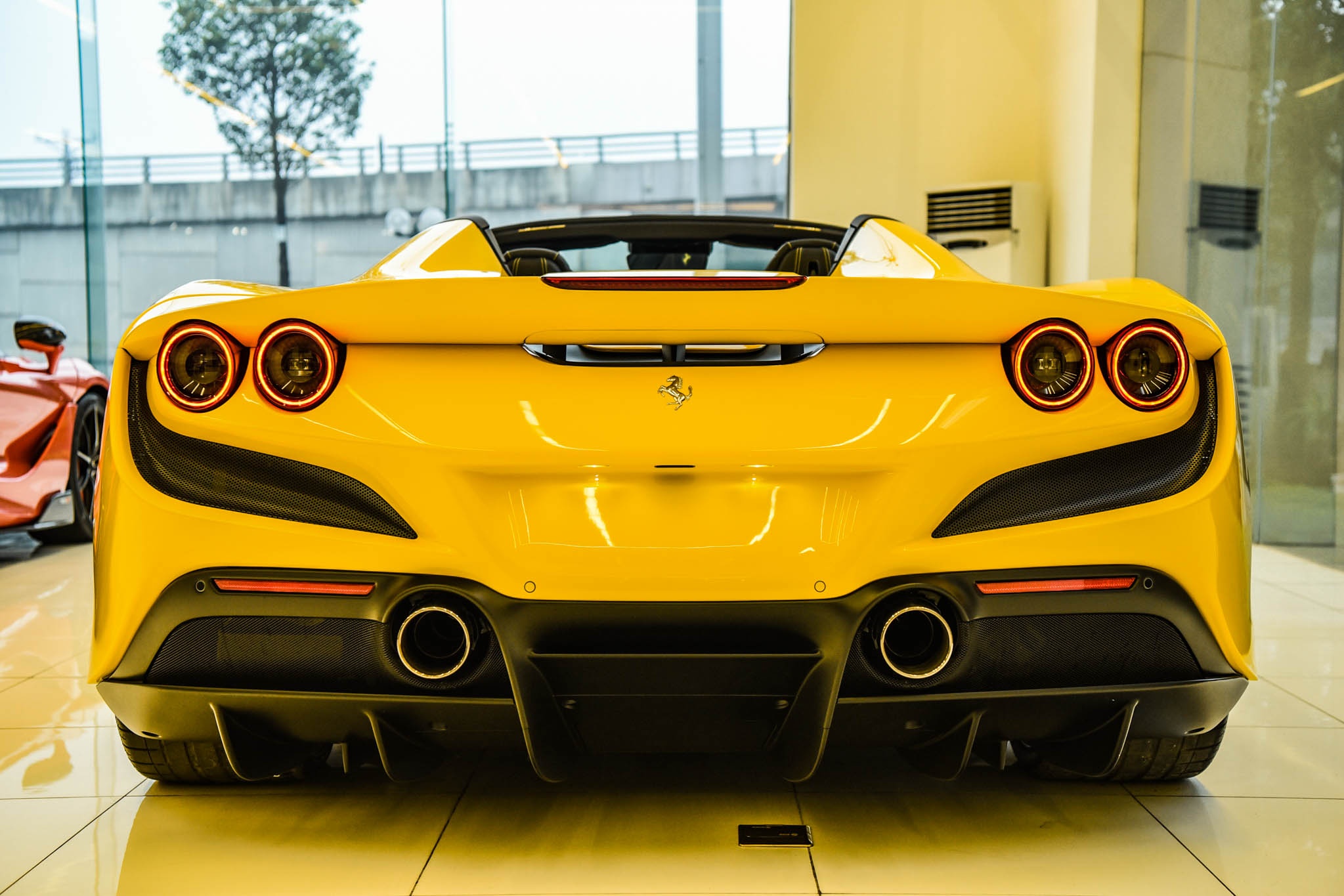 Ferrari F8 Spider ảnh 5 Ferrari F8 Spider anh 5